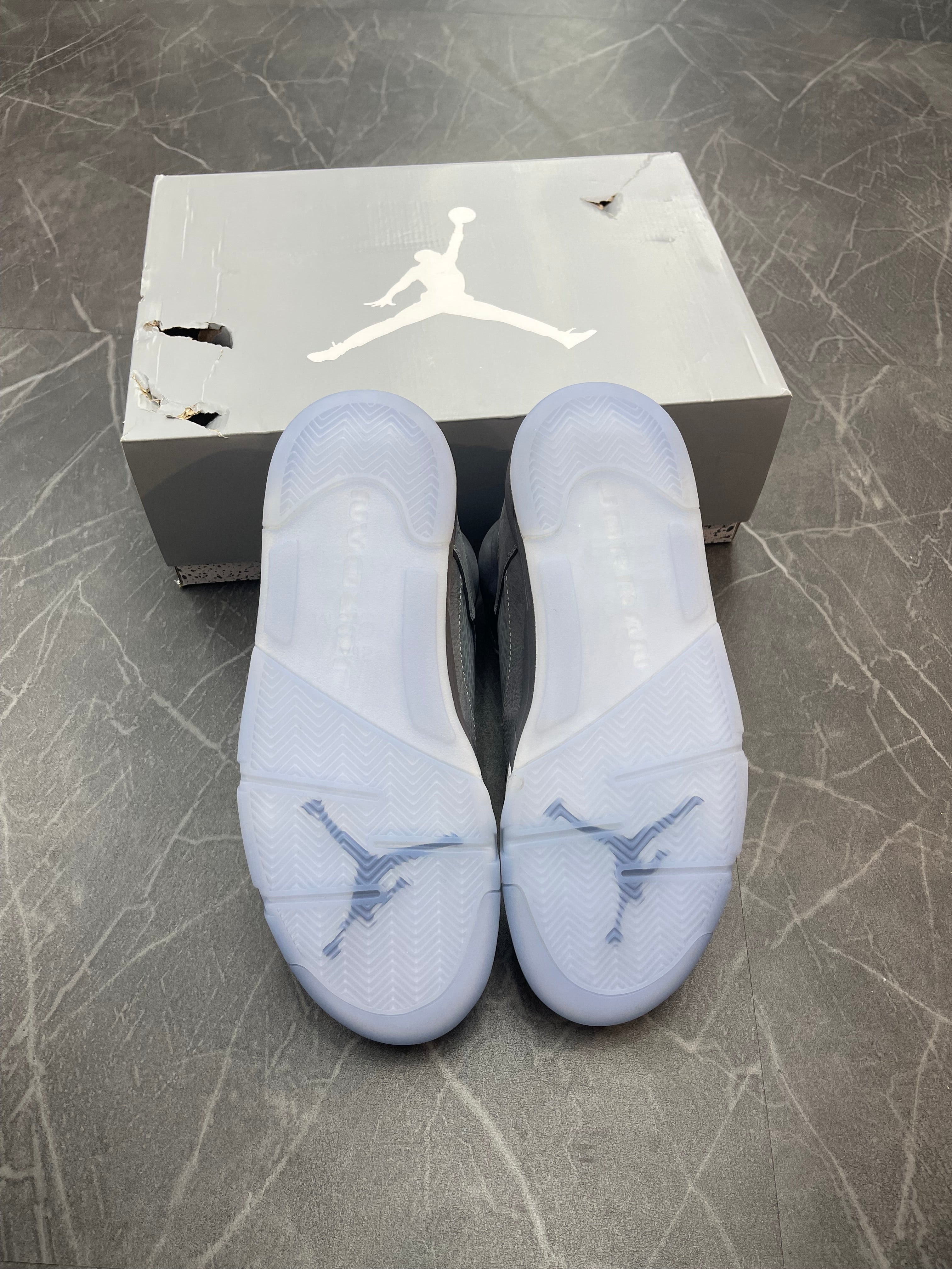 Jordan 5 “Wolf Grey”