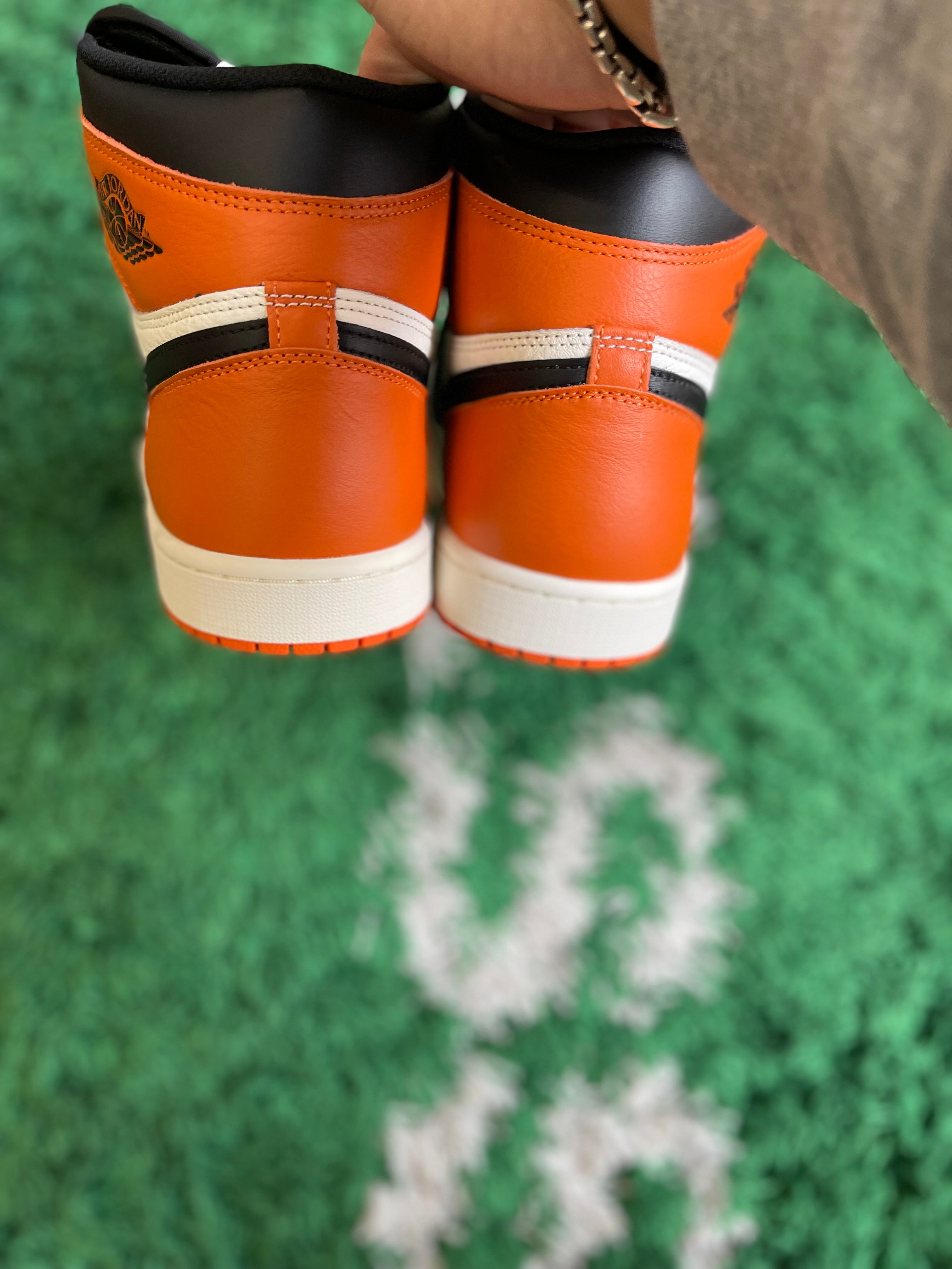 Jordan 1 High “Shattered Backboard”