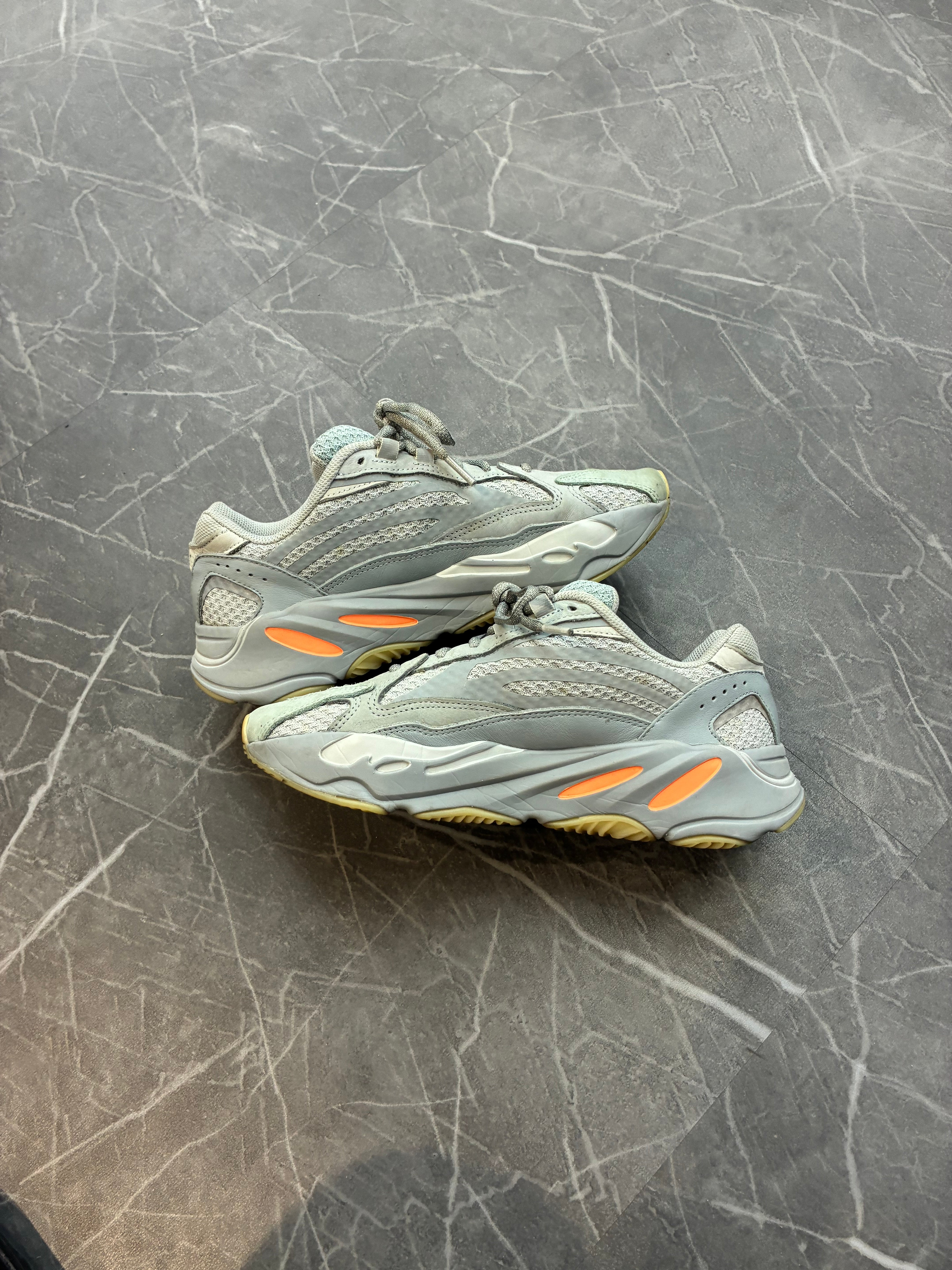 Yeezy 700 “Inertia”