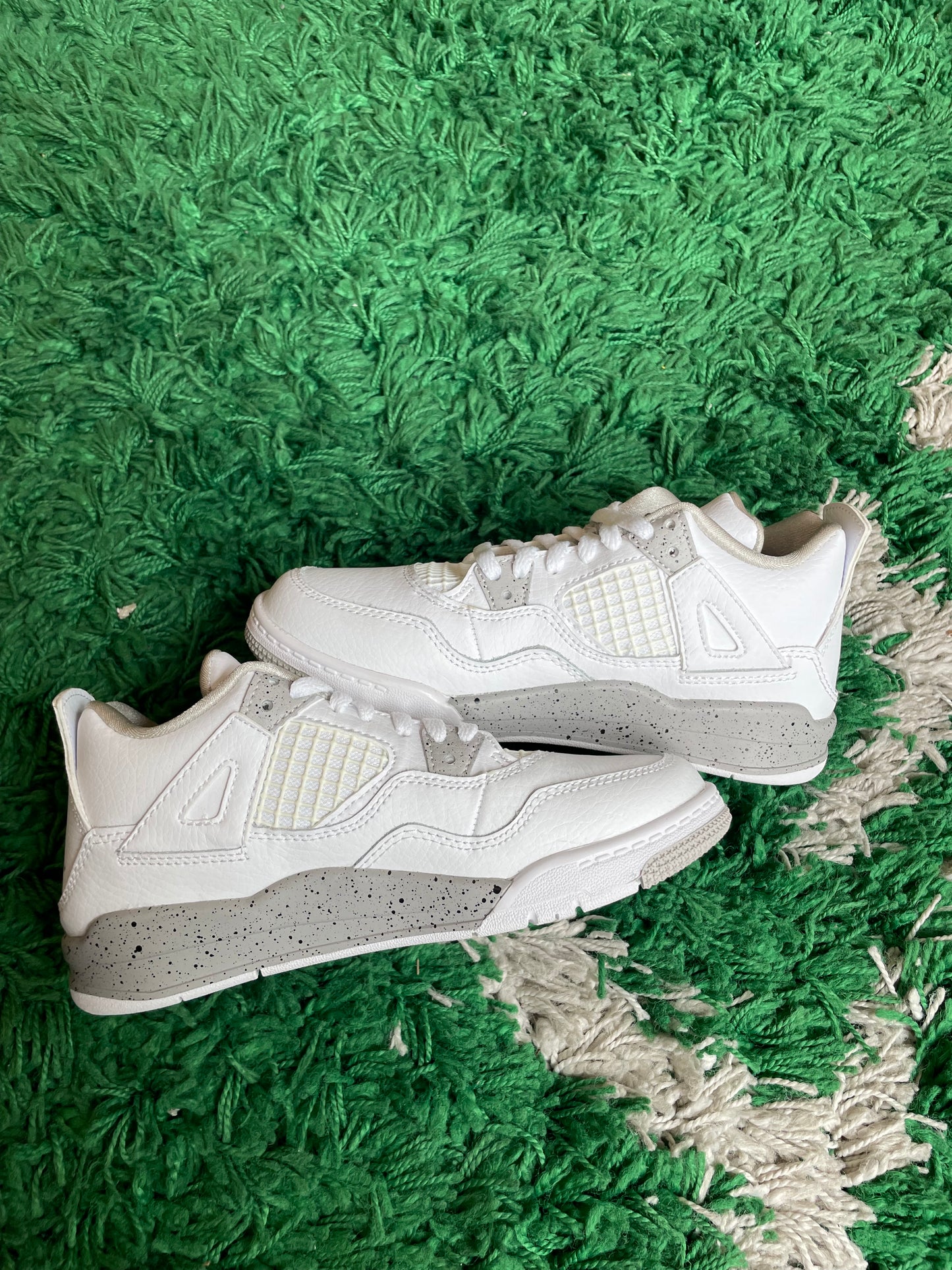 Jordan 4 “White Oreo” (PS)