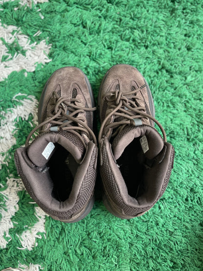 Yeezy Desert Boot “Oil”