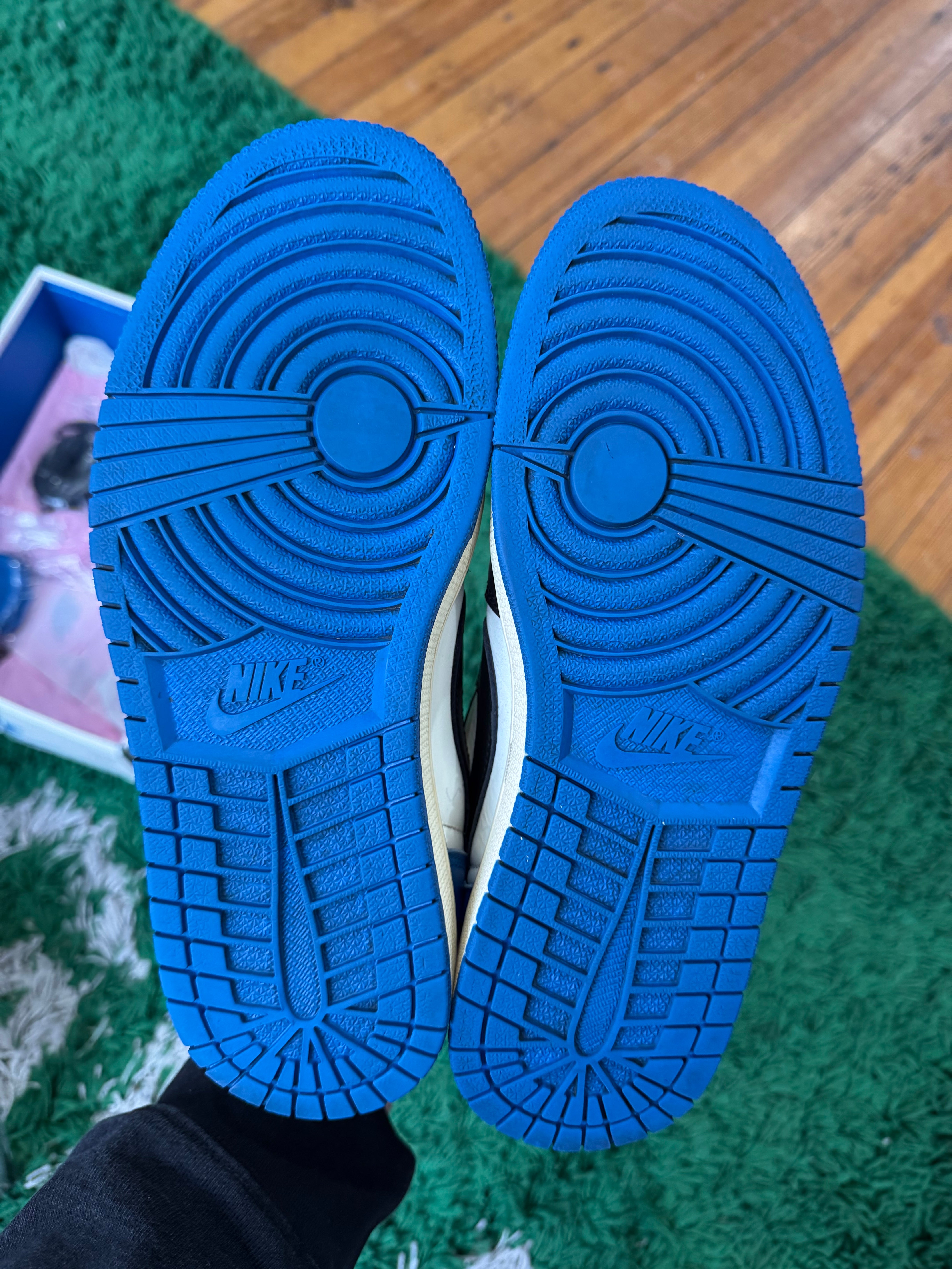 Jordan 1 Low x Travis Scott “Fragment”