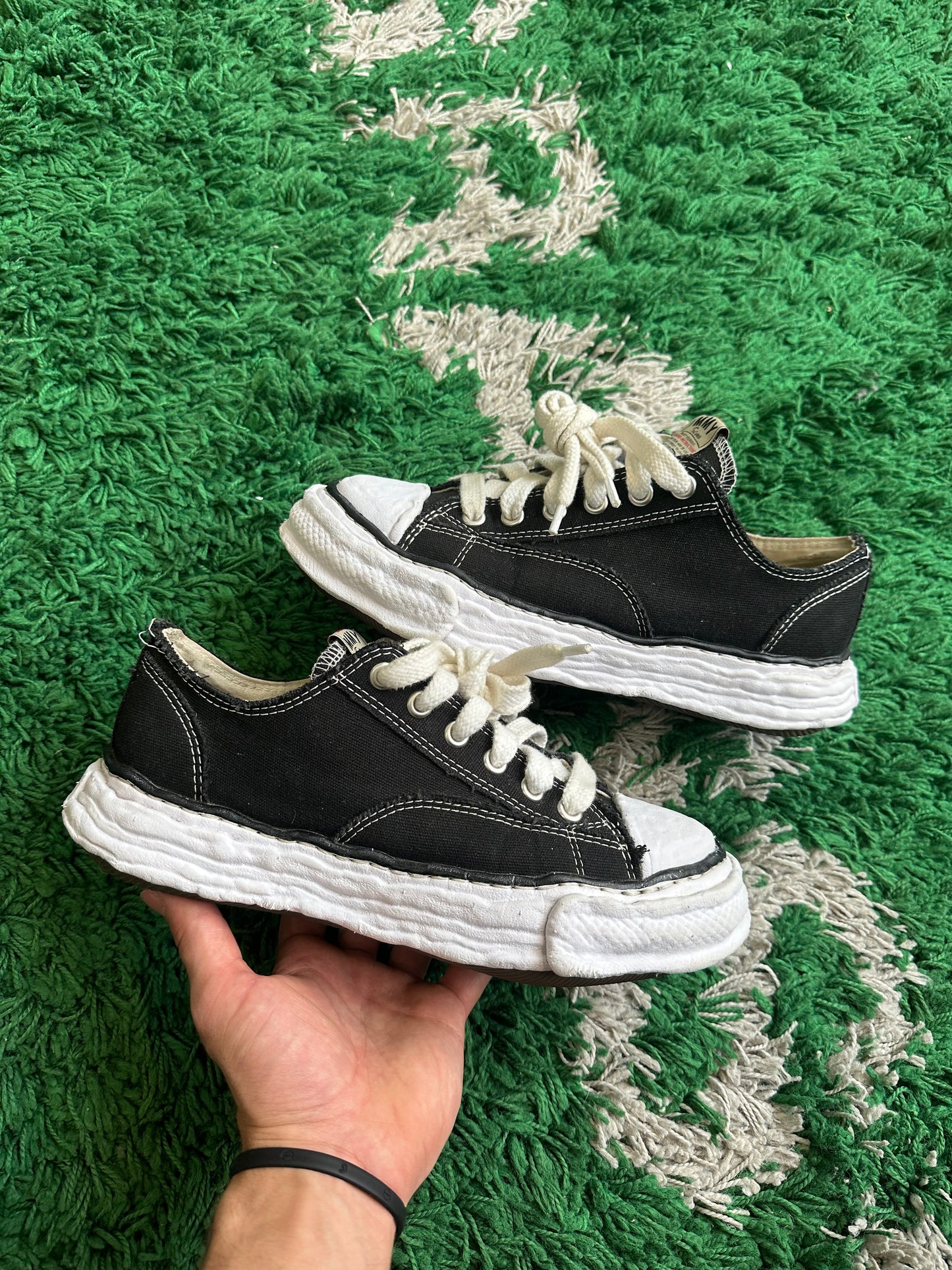 Maison Mihara Low Top “Black”