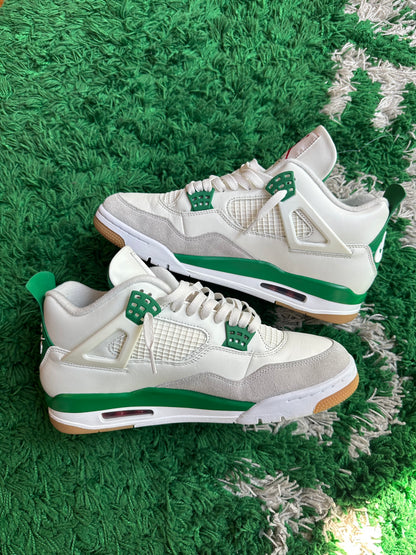 Jordan 4 SB “Pine Green”