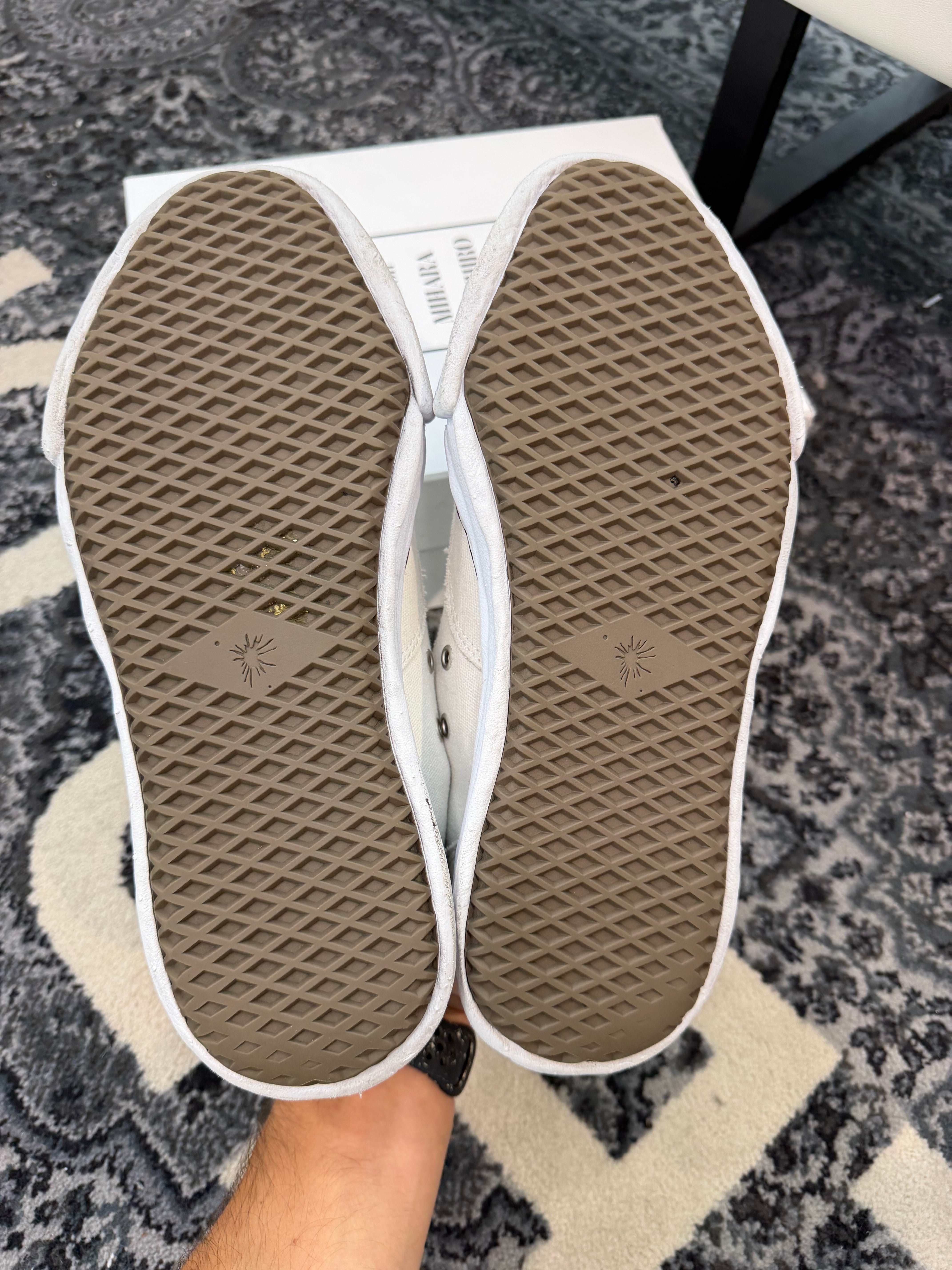 Maison Mihara Sneakers “White Canvas”