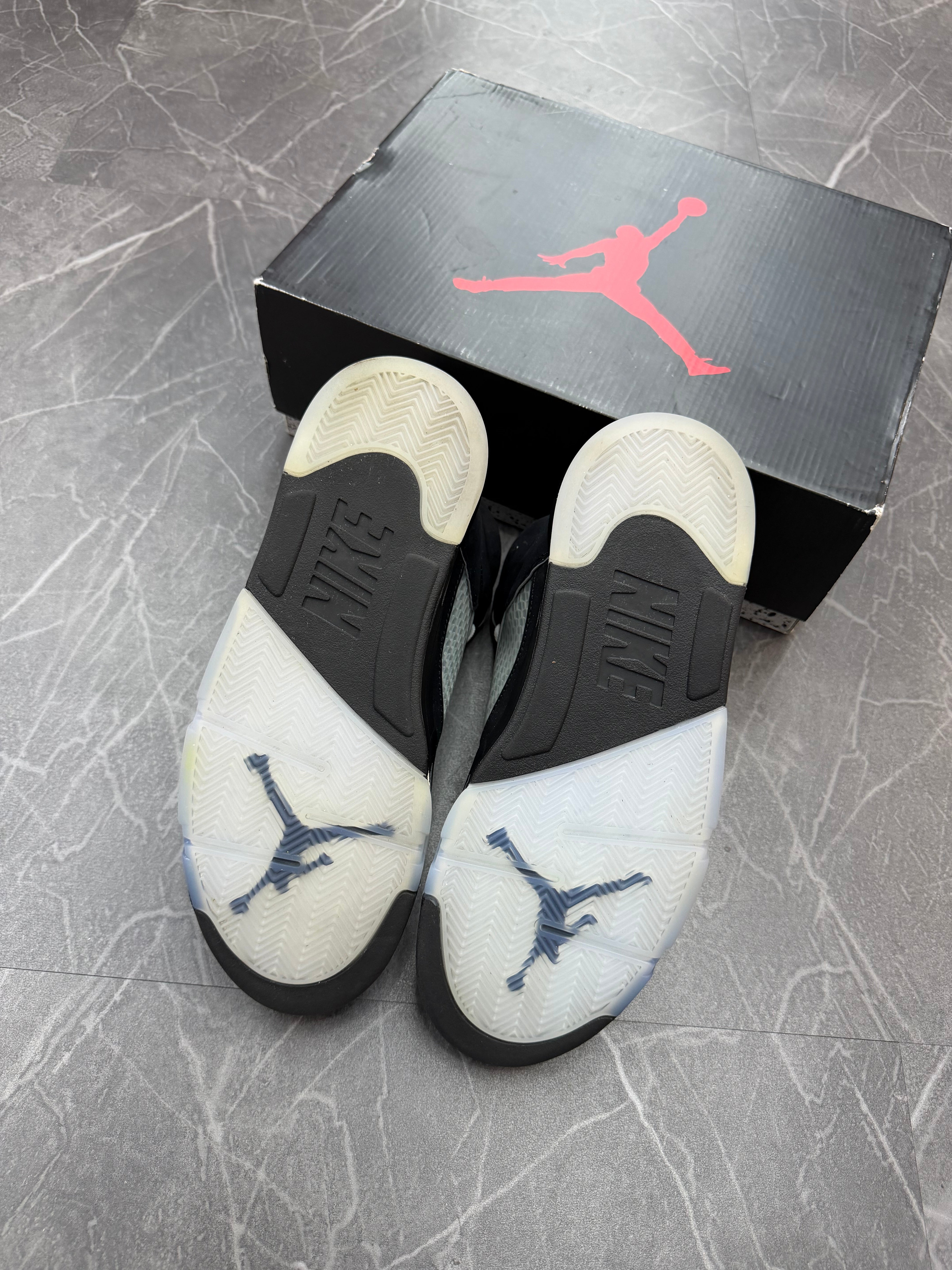 Jordan 5 “Black Metallic Reimagined”