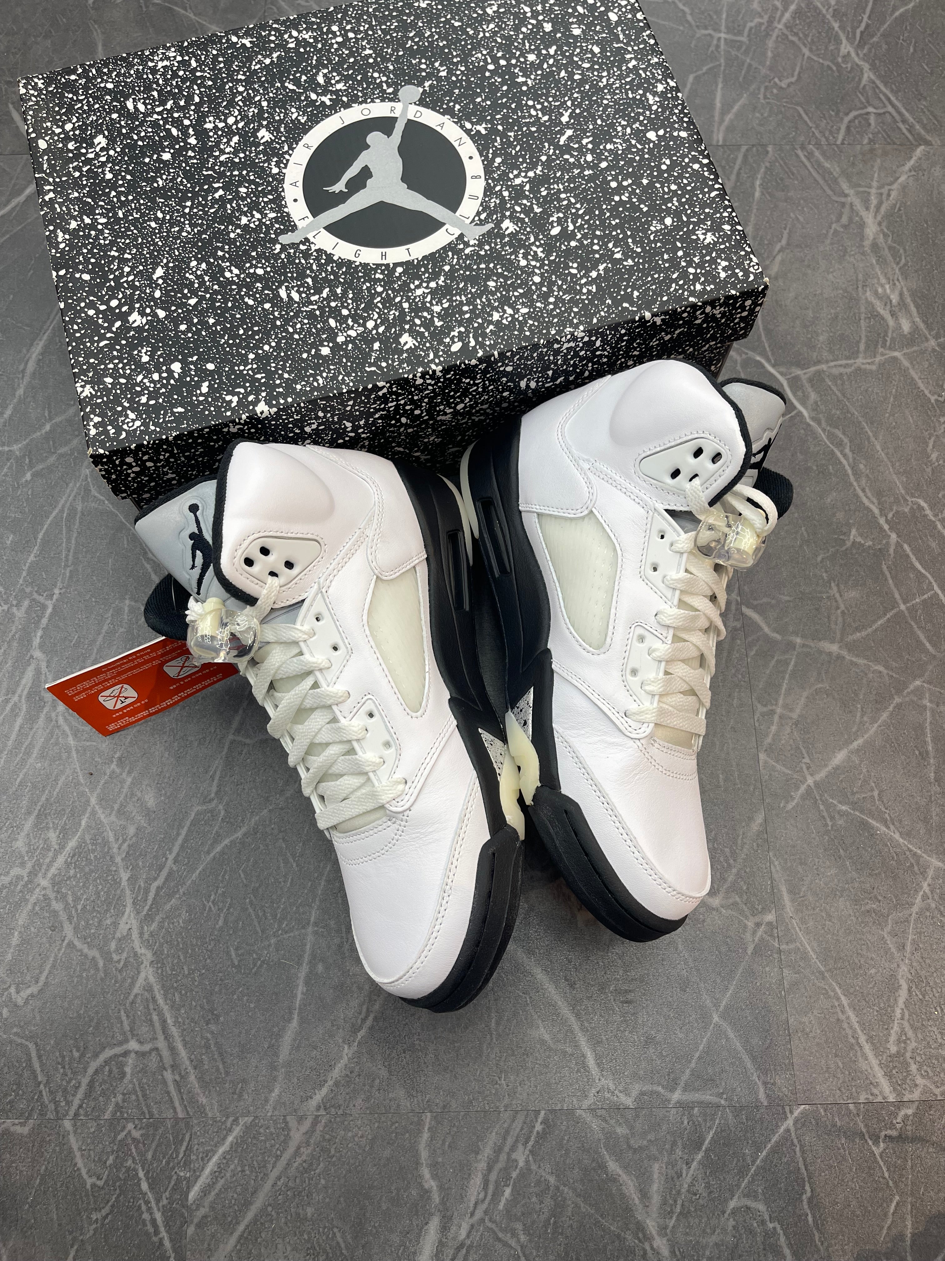 Jordan 5 “Reverse Metallic”