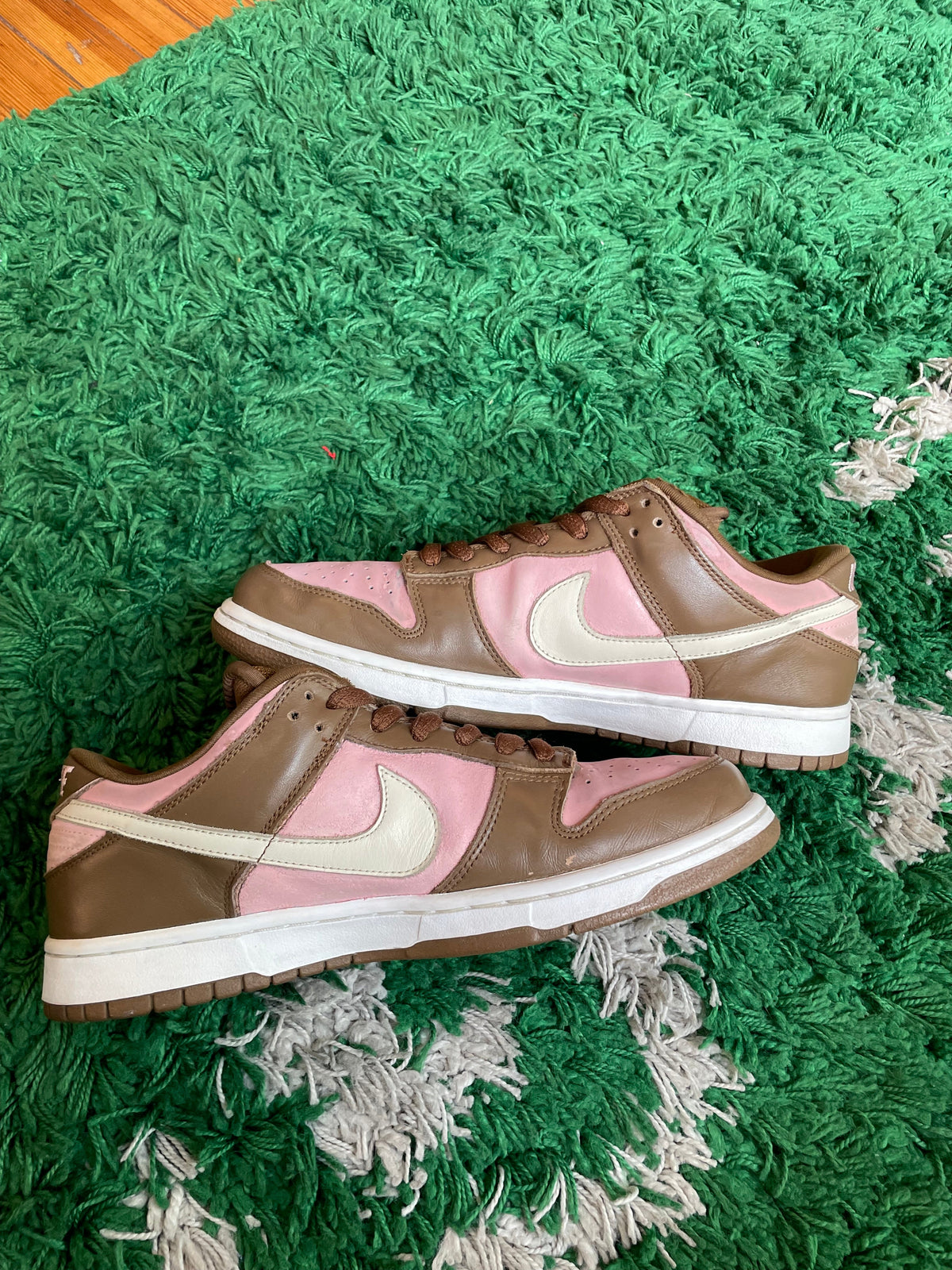 Nike Dunk Low SB x Stussy “Cherry” (Size 10) (Lightly Worn) - Image 2
