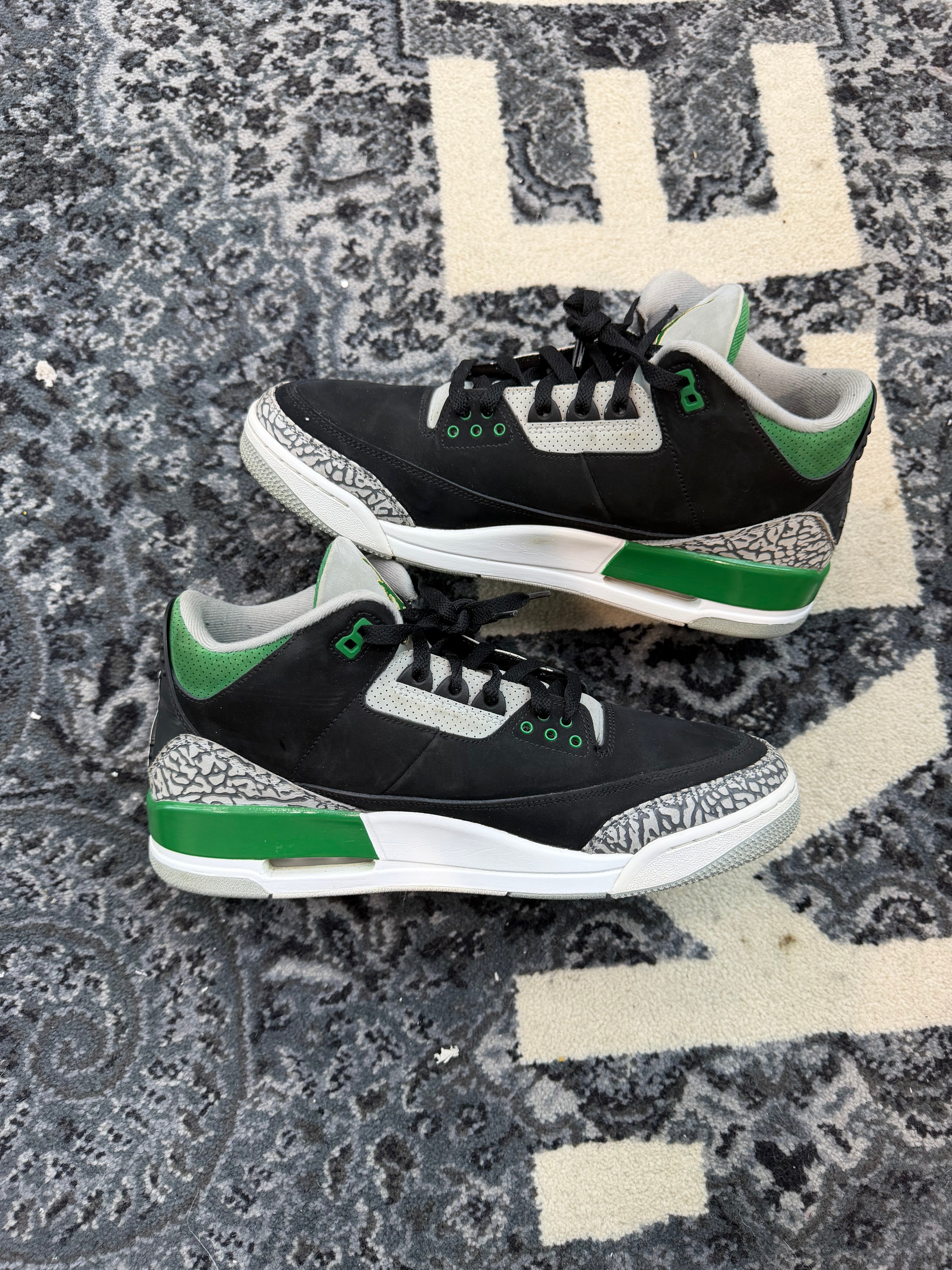 Jordan 3 “Pine Green”