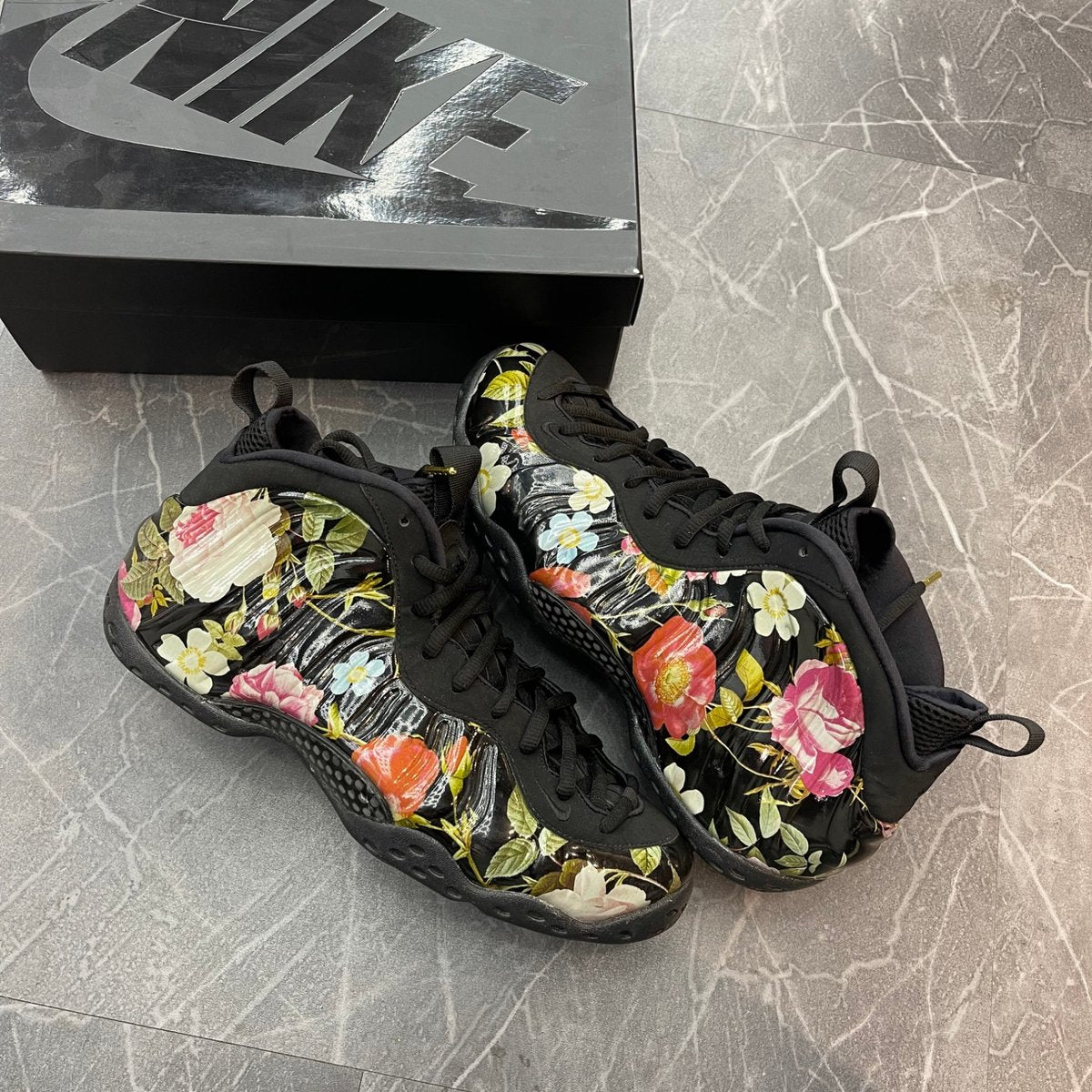 Nike Air Foamposite One Floral (Size 11.5) (Lightly Worn)