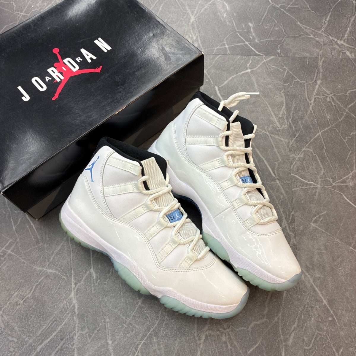 Jordan 11 Retro Legend Blue (2024) - Image 6
