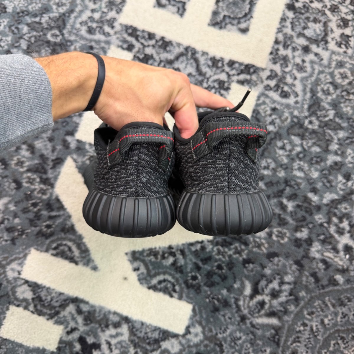 adidas Yeezy Boost 350 Pirate Black (2023) - tag