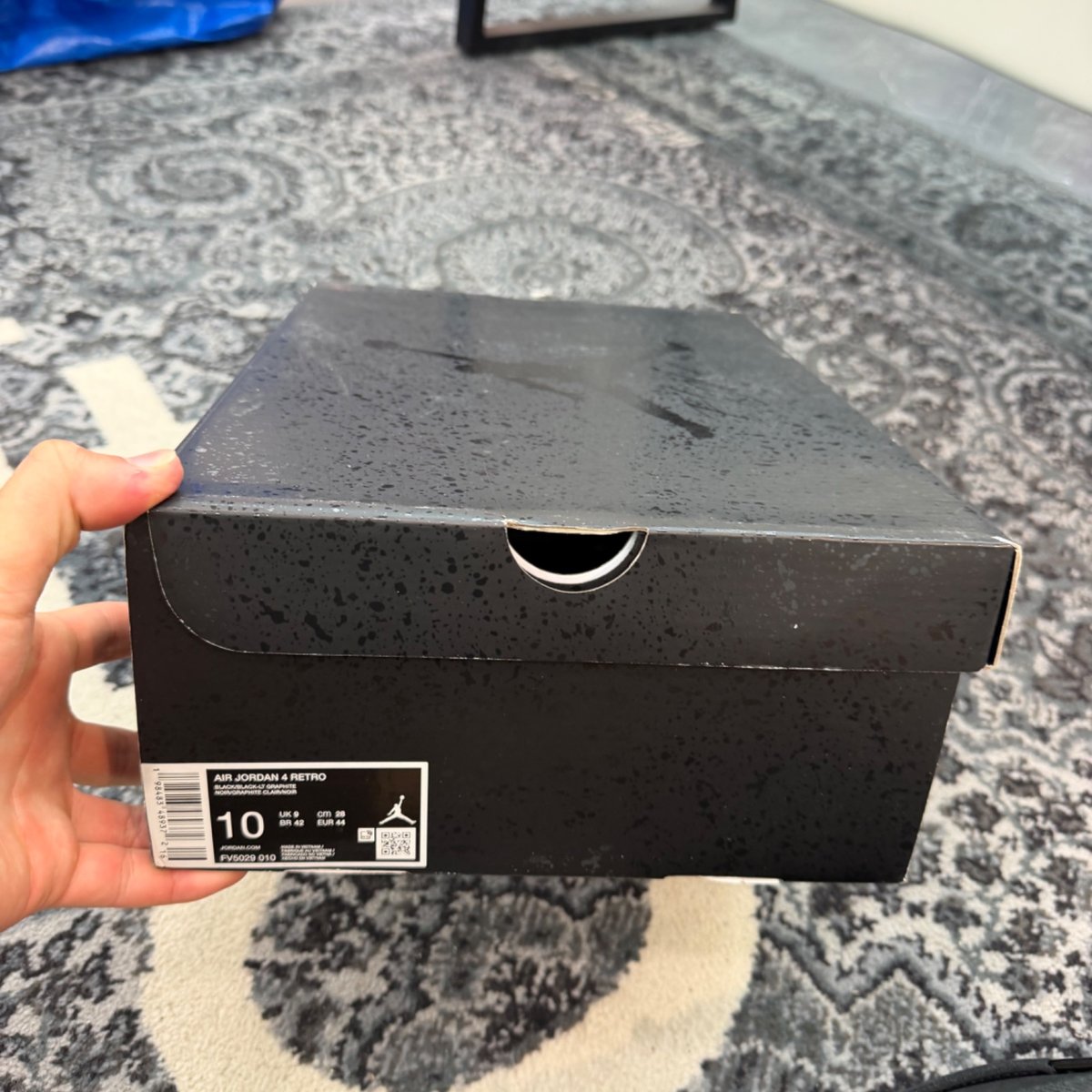 Jordan 4 Retro Black Cat (2025) - box