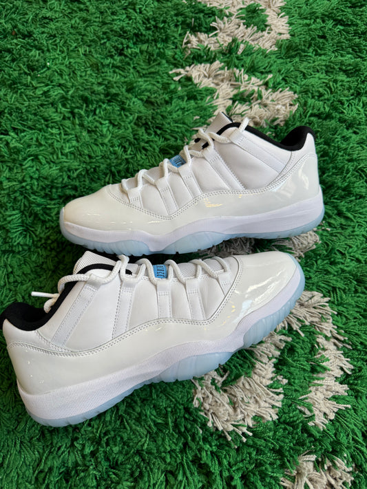 Jordan 11 Low “Legend Blue”