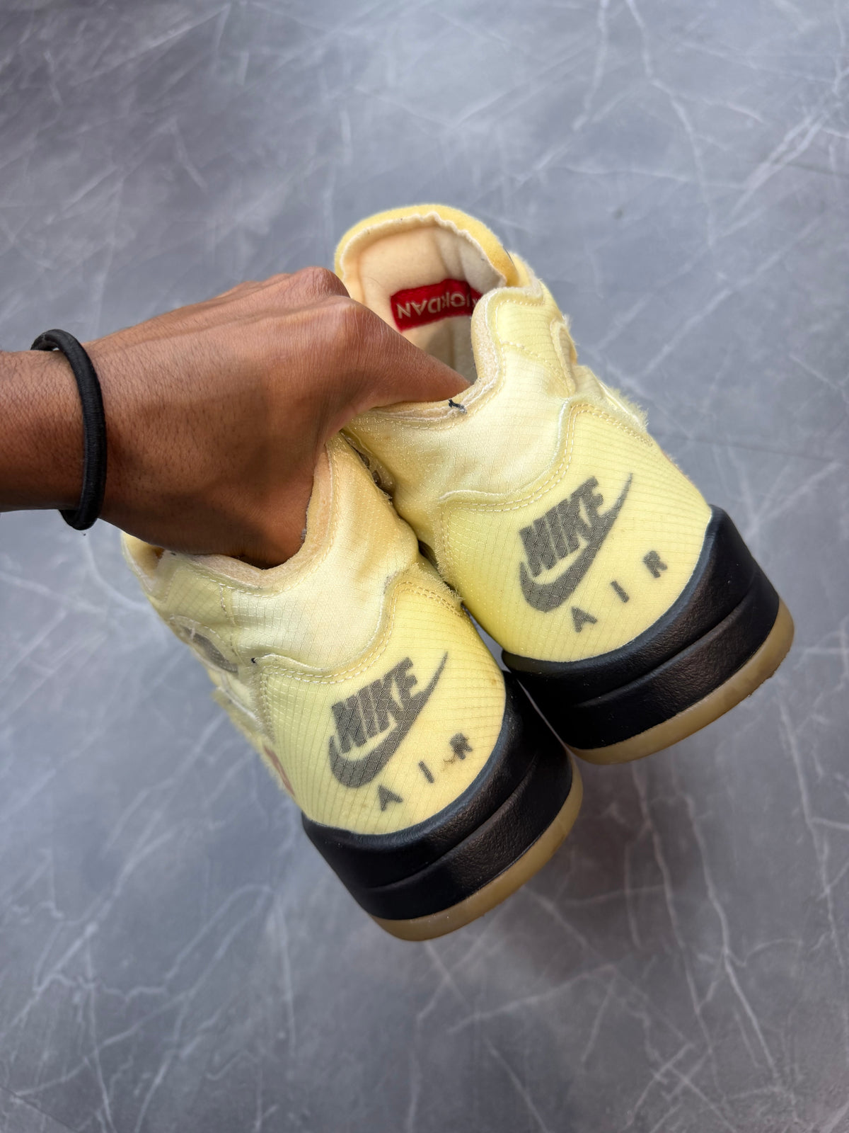 Jordan 5 x Off-White “Sail”