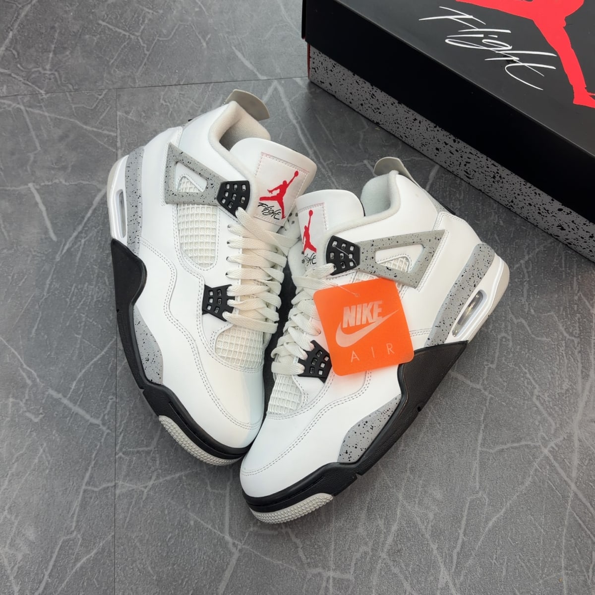 Jordan 4 Retro White Cement (2025) (Size 10) (Lightly Worn)
