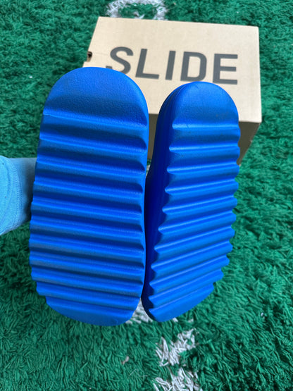 Yeezy Slide “Azure”