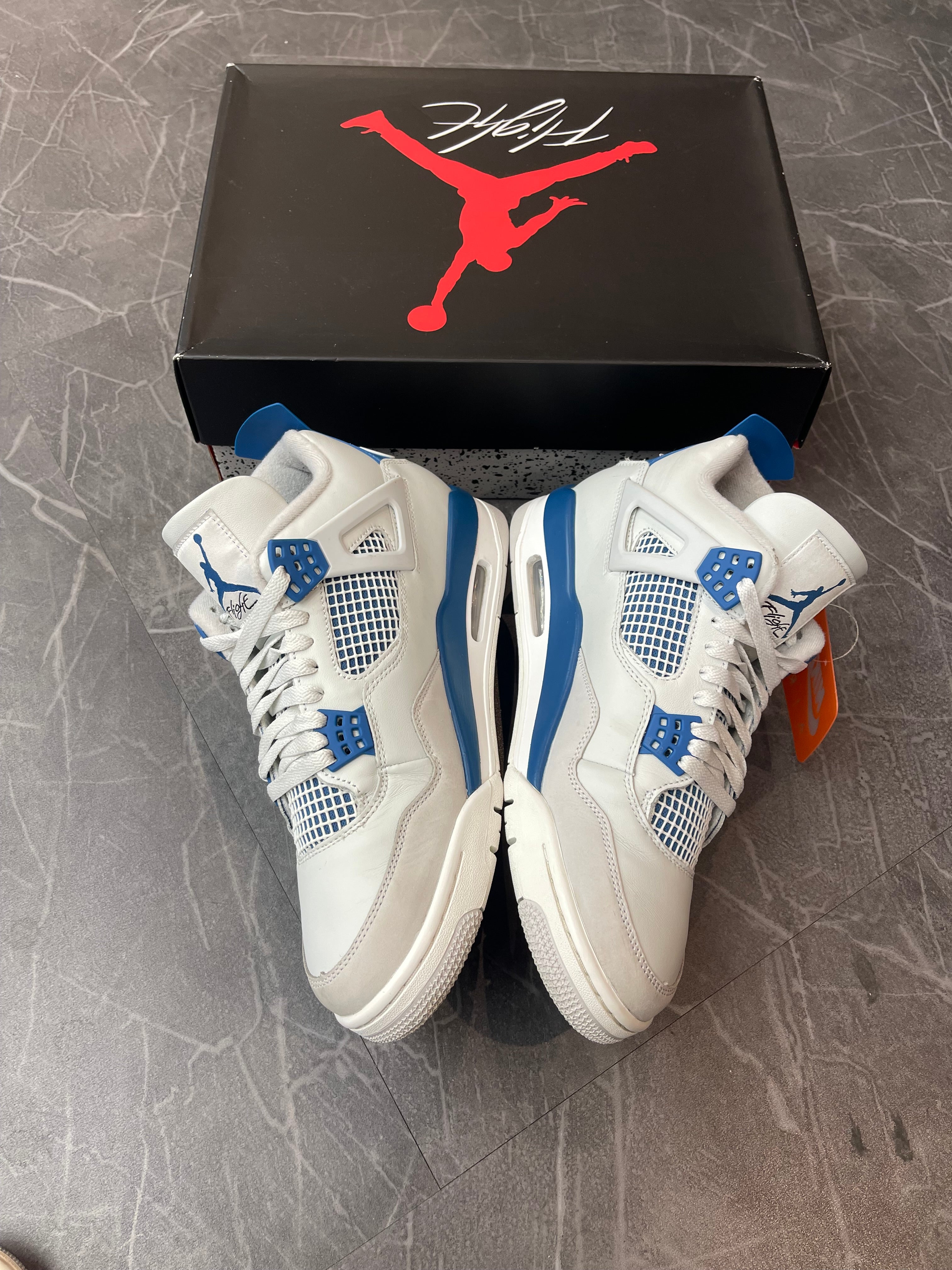 Jordan 4 “Military Blue”
