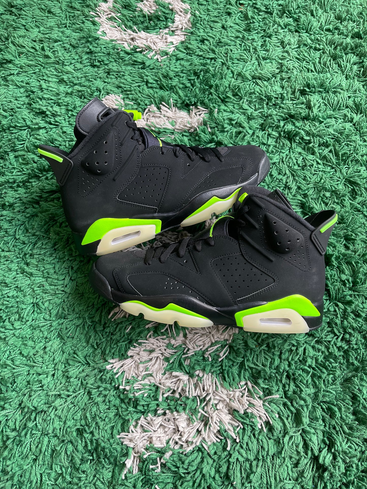 Jordan 6 “Electric Green”