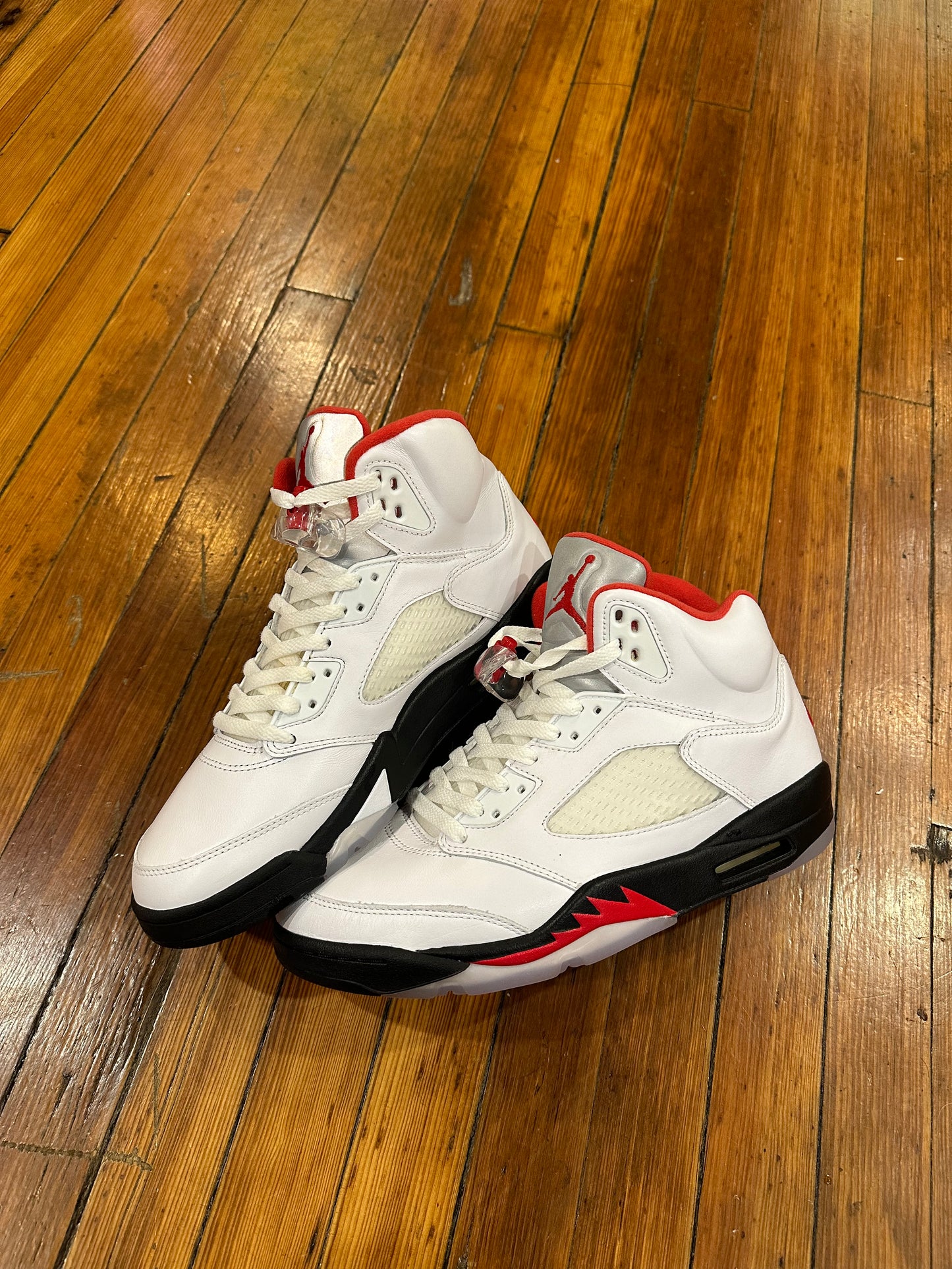 Jordan 5 “Fire Red Silver Tongue”