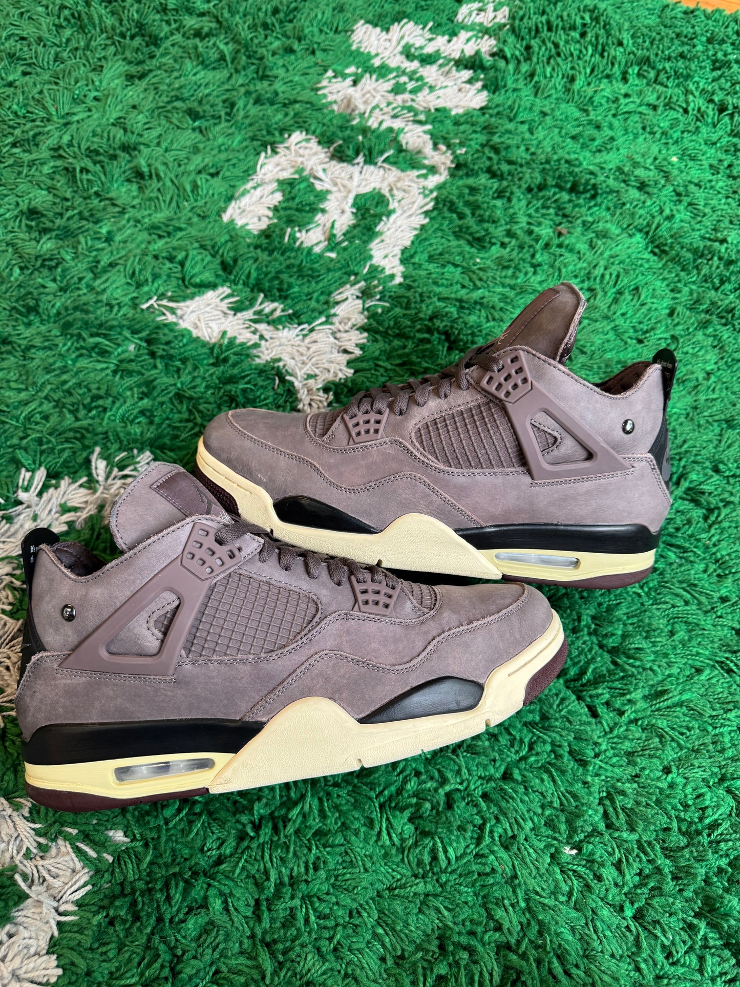 Jordan 4 x A Ma Maniere “Violet Ore”