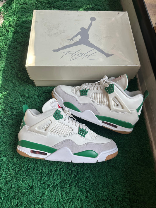 Jordan 4 “Pine Green SB”
