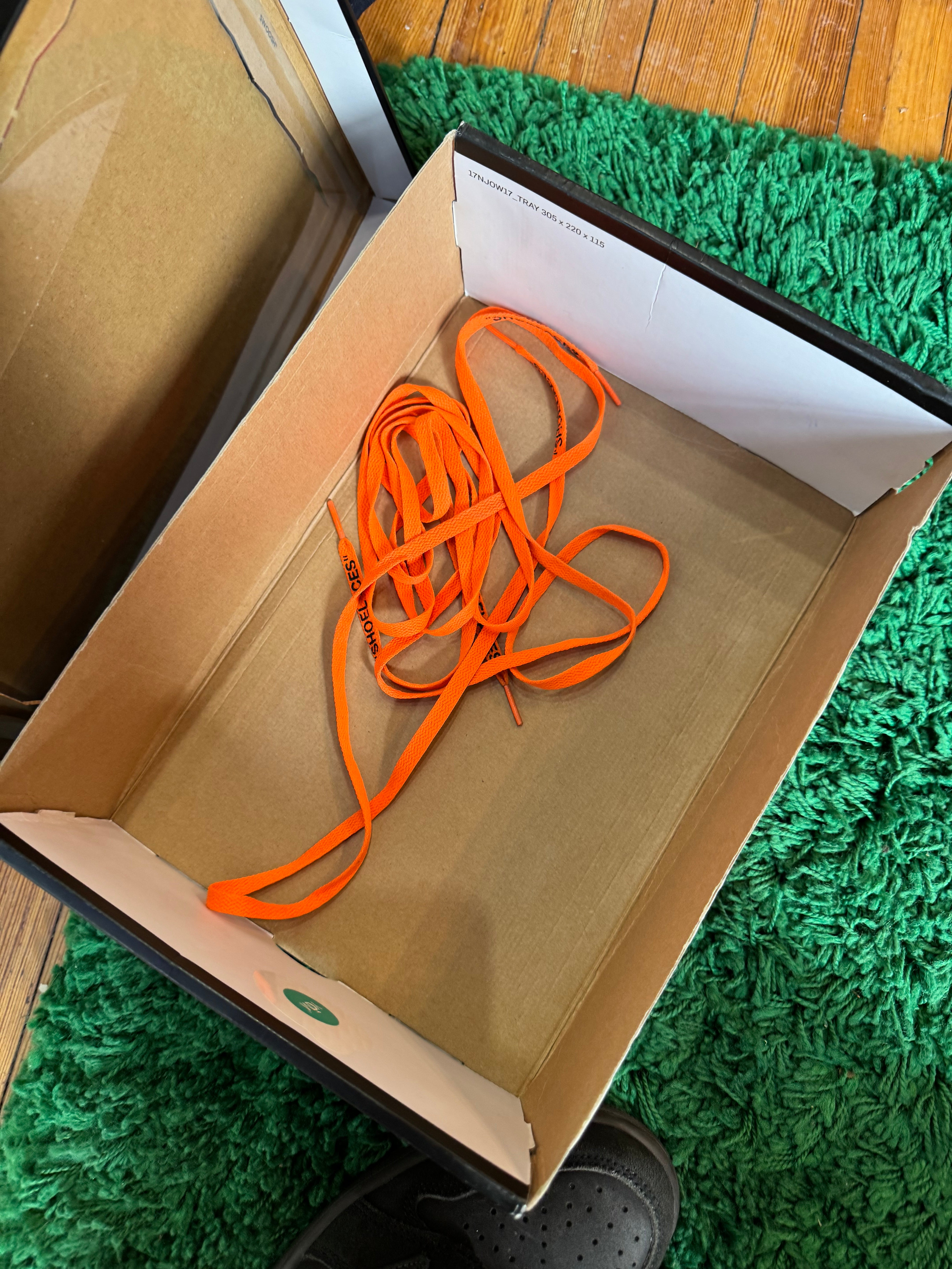 Jordan 1 High x Off White “UNC”