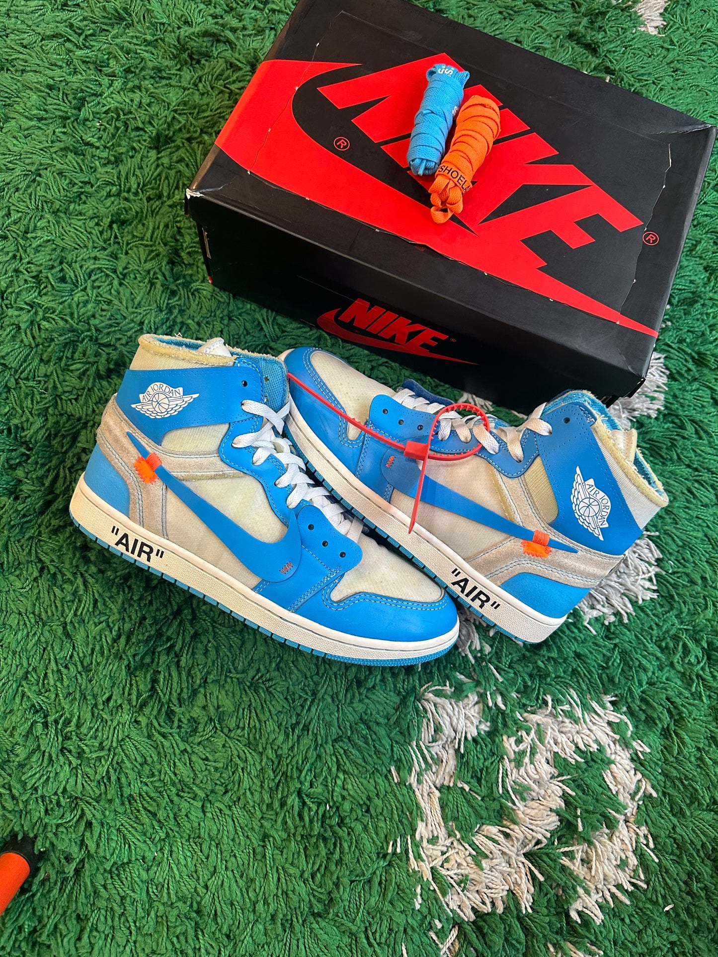 Jordan 1 High x Off-White “UNC”