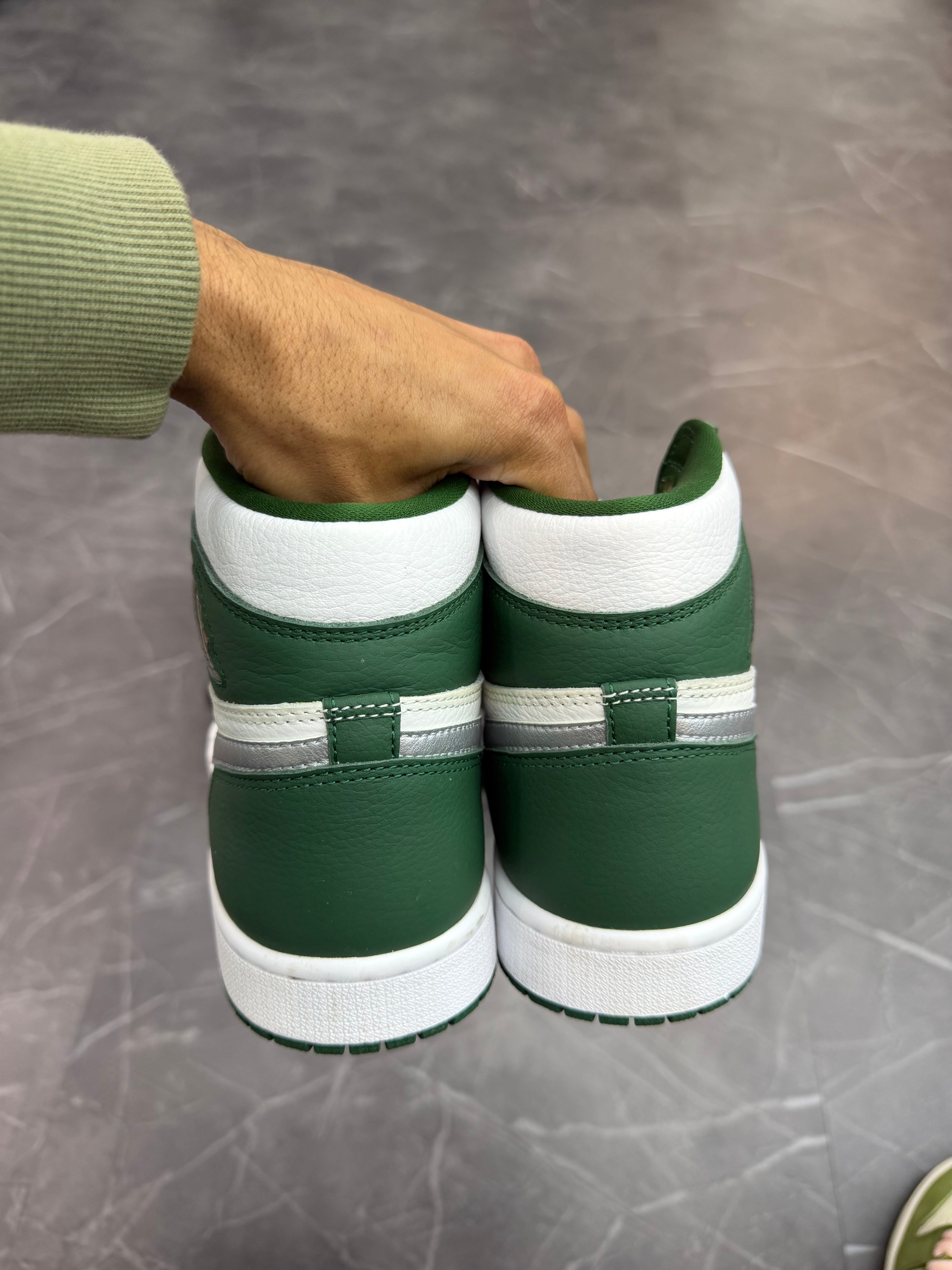 Jordan 1 High “Gorge Green”