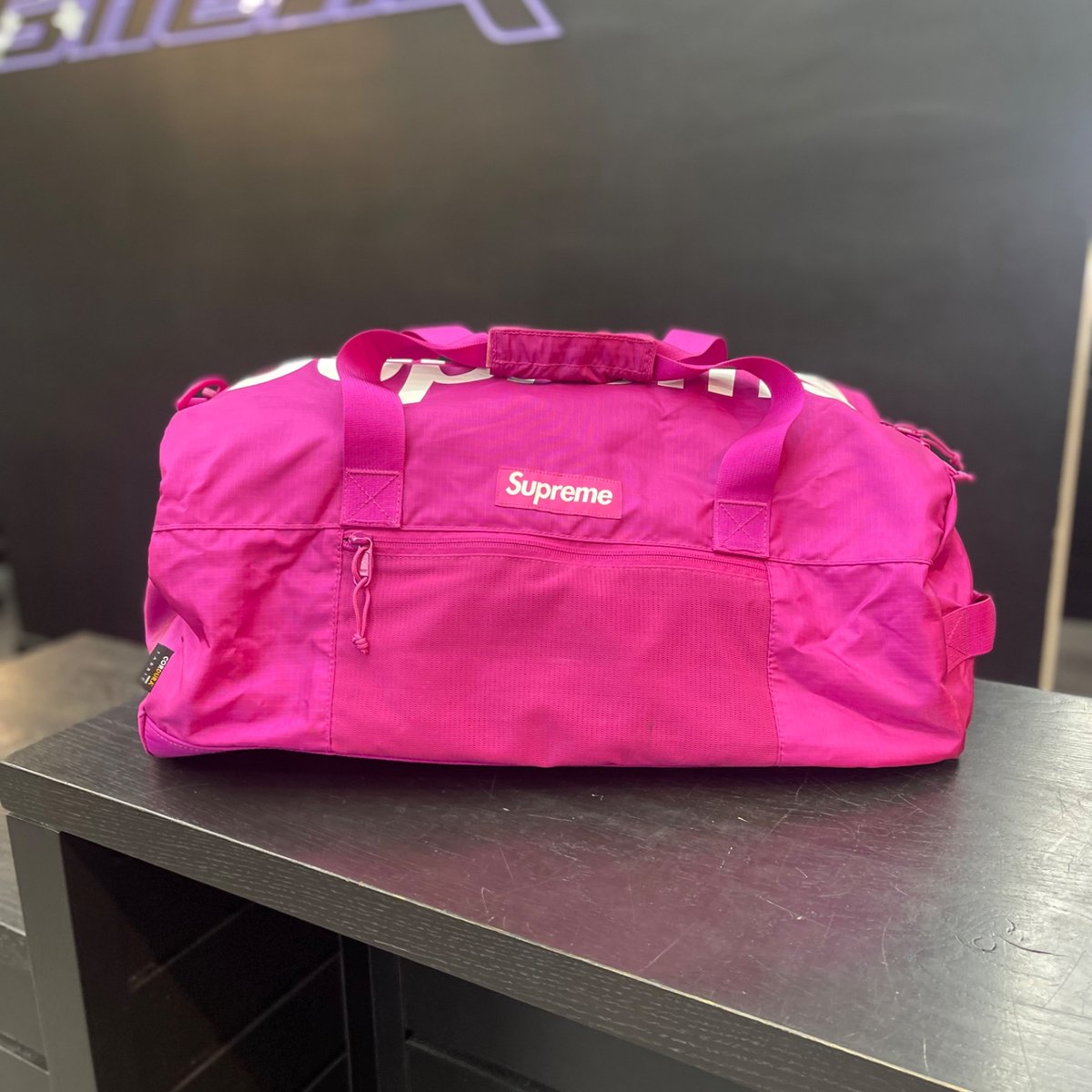 Supreme Duffle Bag Magenta (Size OS)