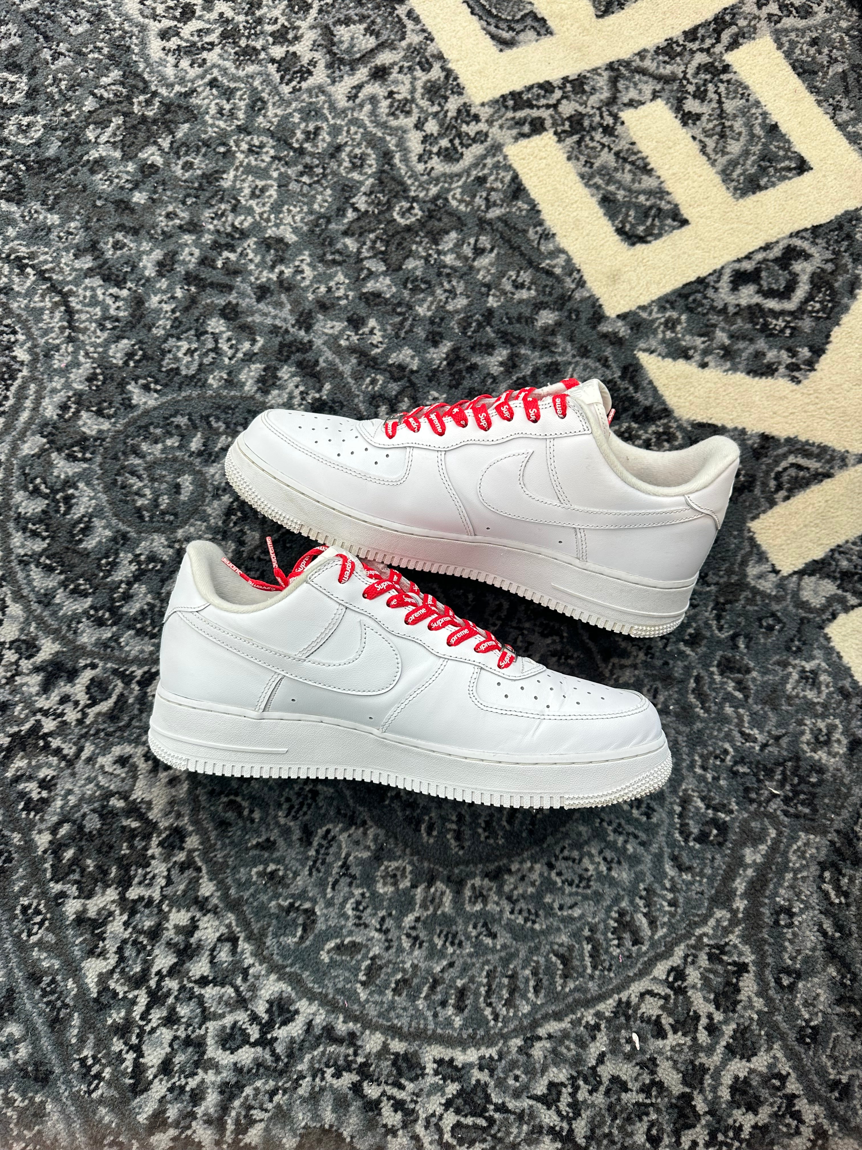 Nike Air Force 1 Low Supreme “White”