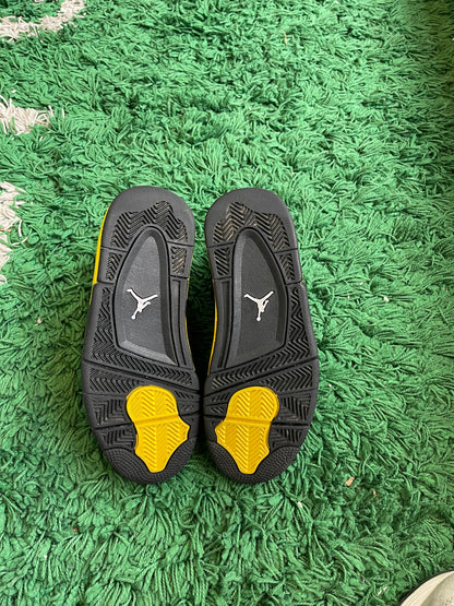 Jordan 4 “Thunder”