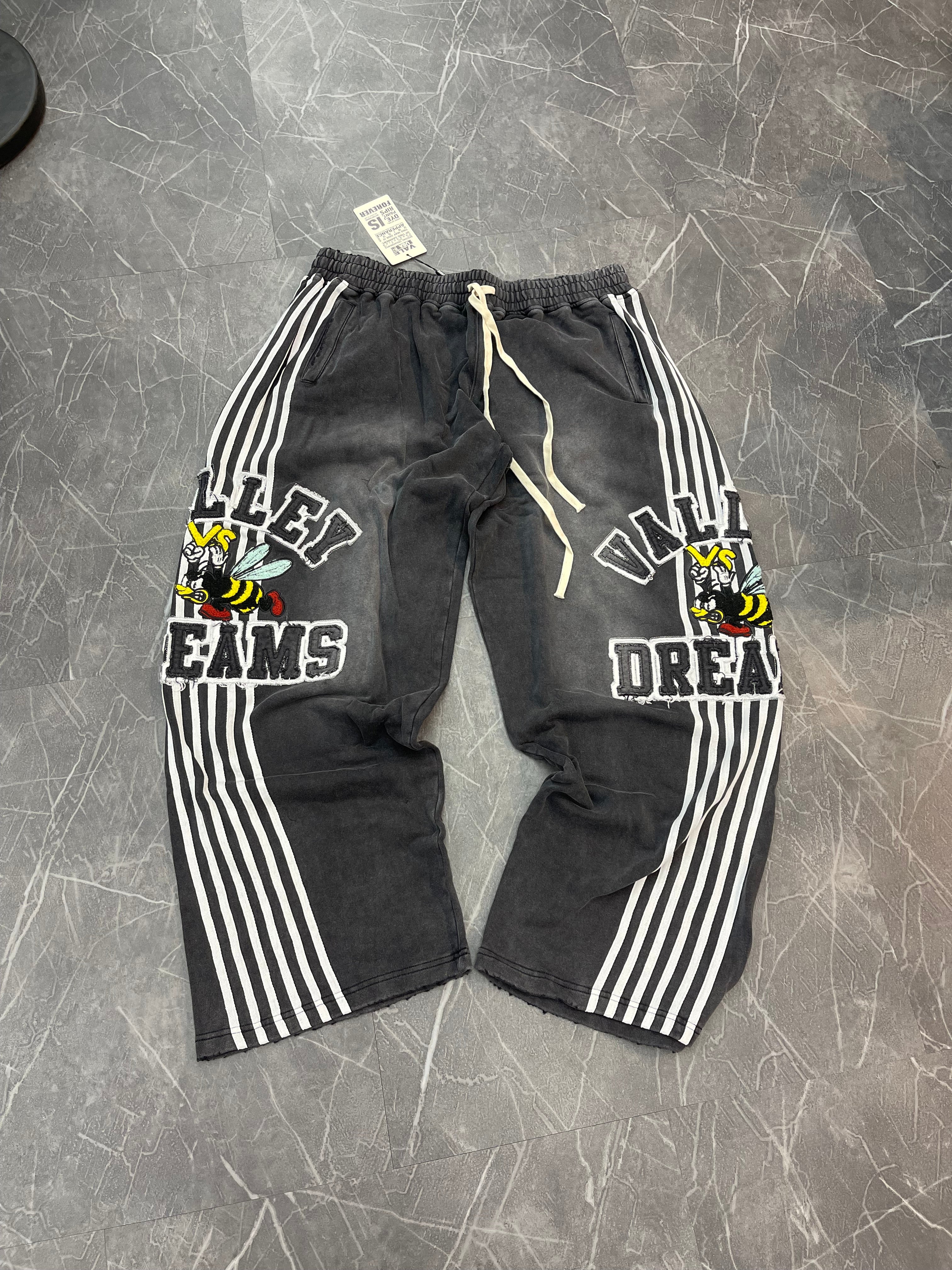 Vale Forever Trackpants “Anthem”