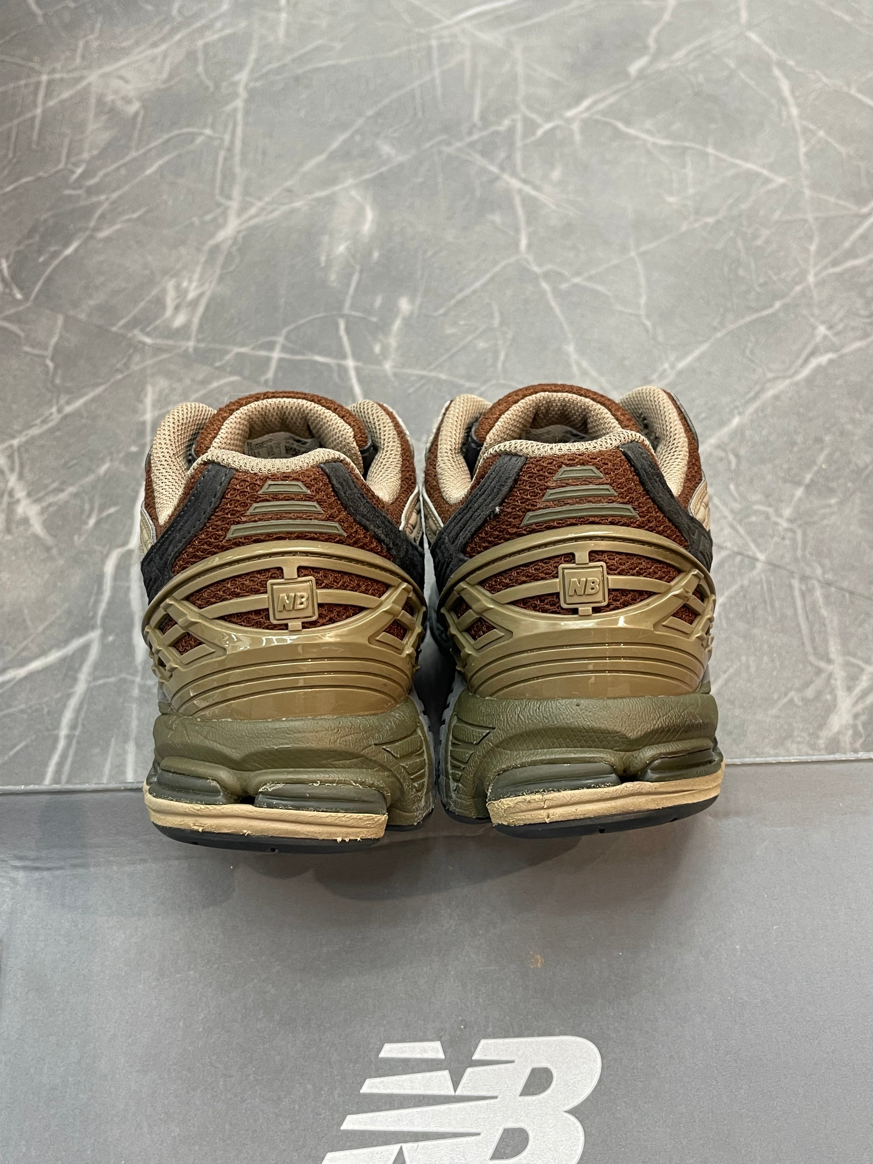 New Balance x Undefeated 1906U “Rich Oak Phantom”