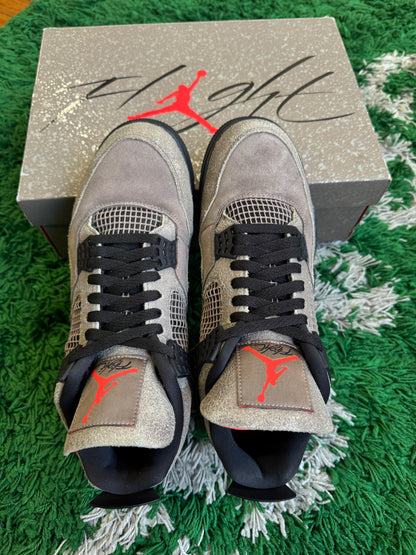 Jordan 4 “Taupe Haze”