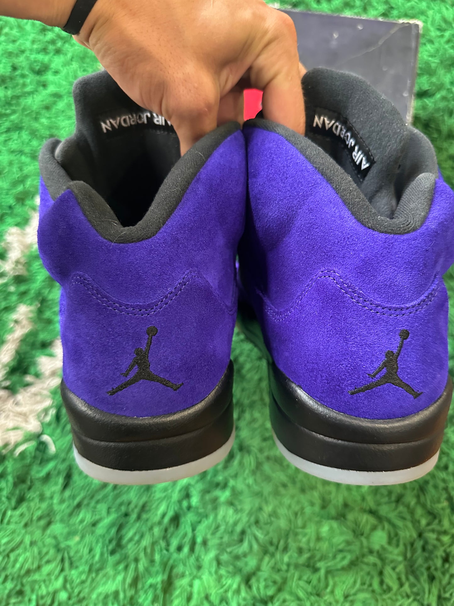 Jordan 5 “Alternate Grape”