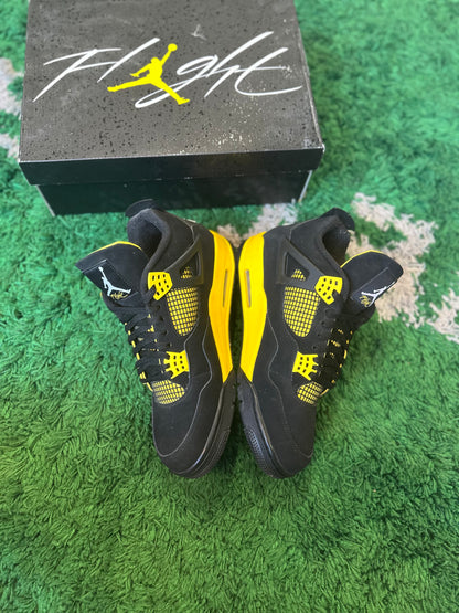 Jordan 4 “Thunder”