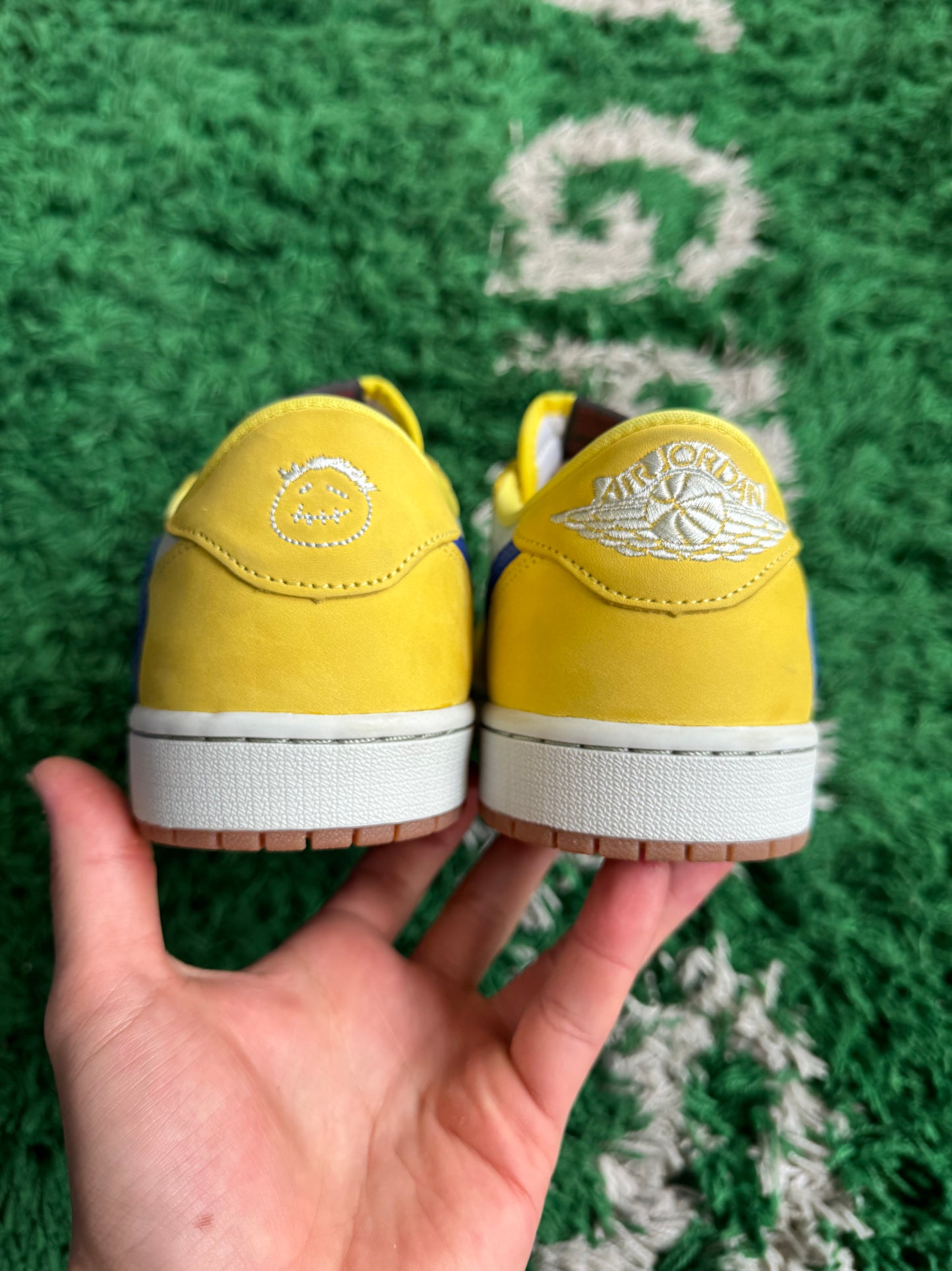 Jordan 1 Low x Travis Scott “Canary”