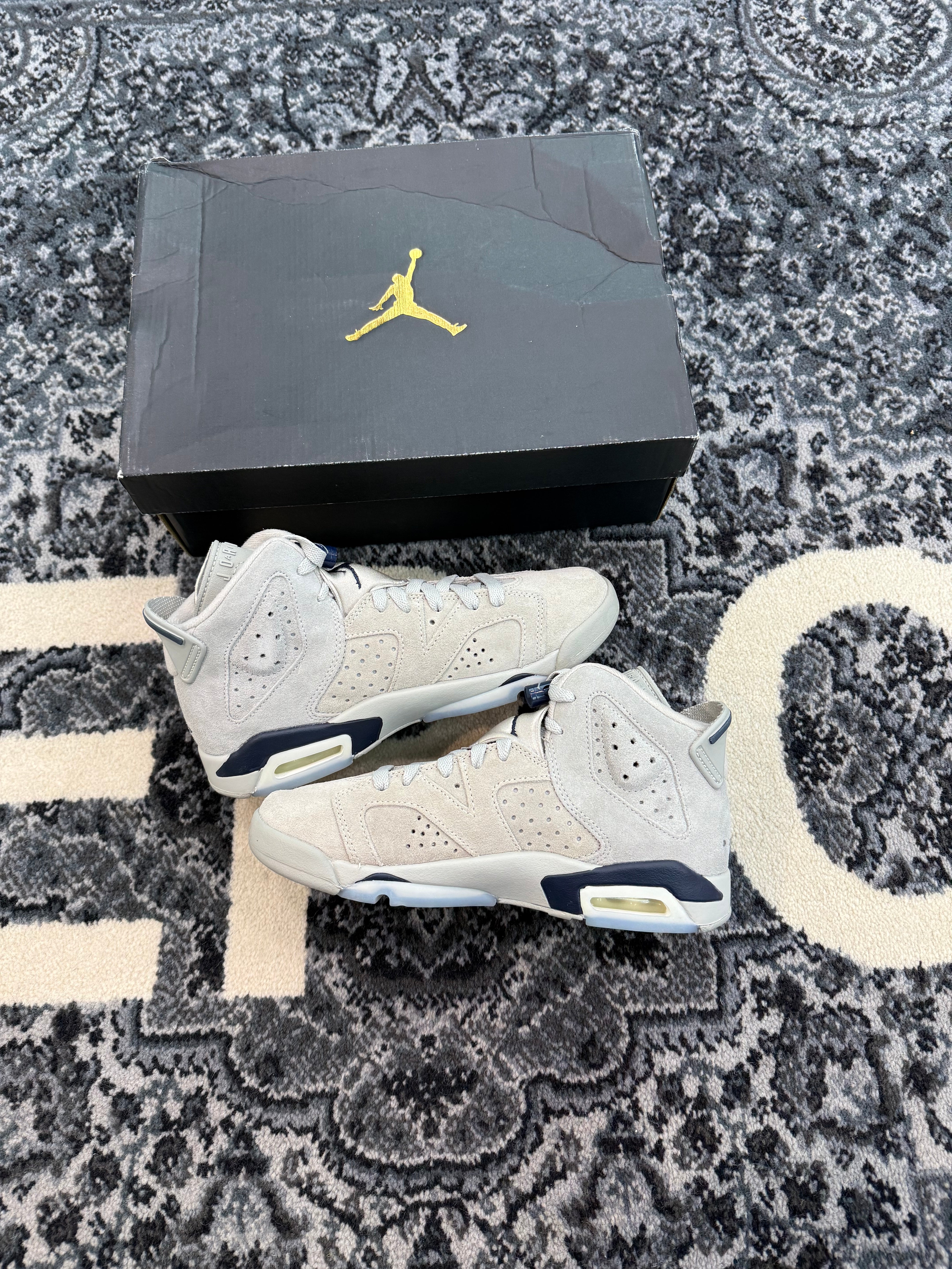 Jordan 6 “Georgetown” (2022)