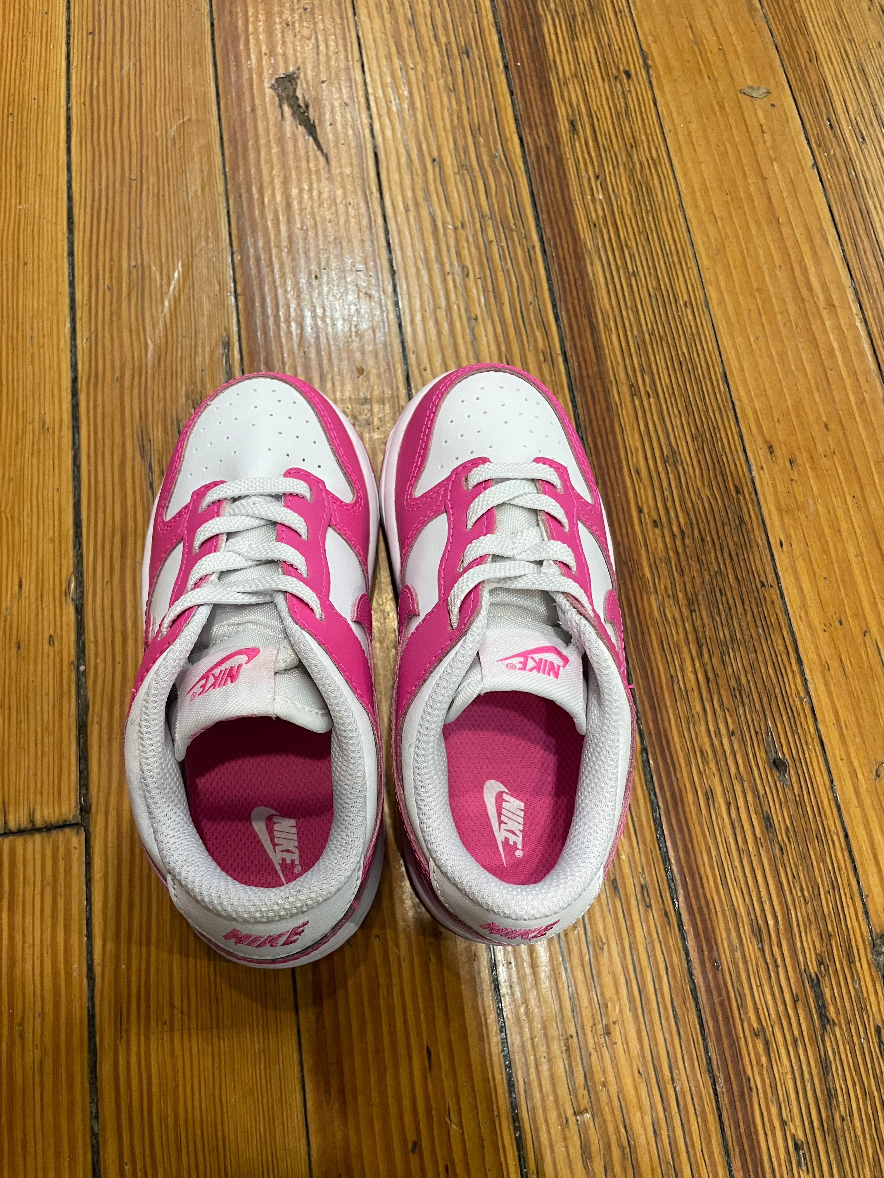 Nike Dunk Low “Laser Fuschia”