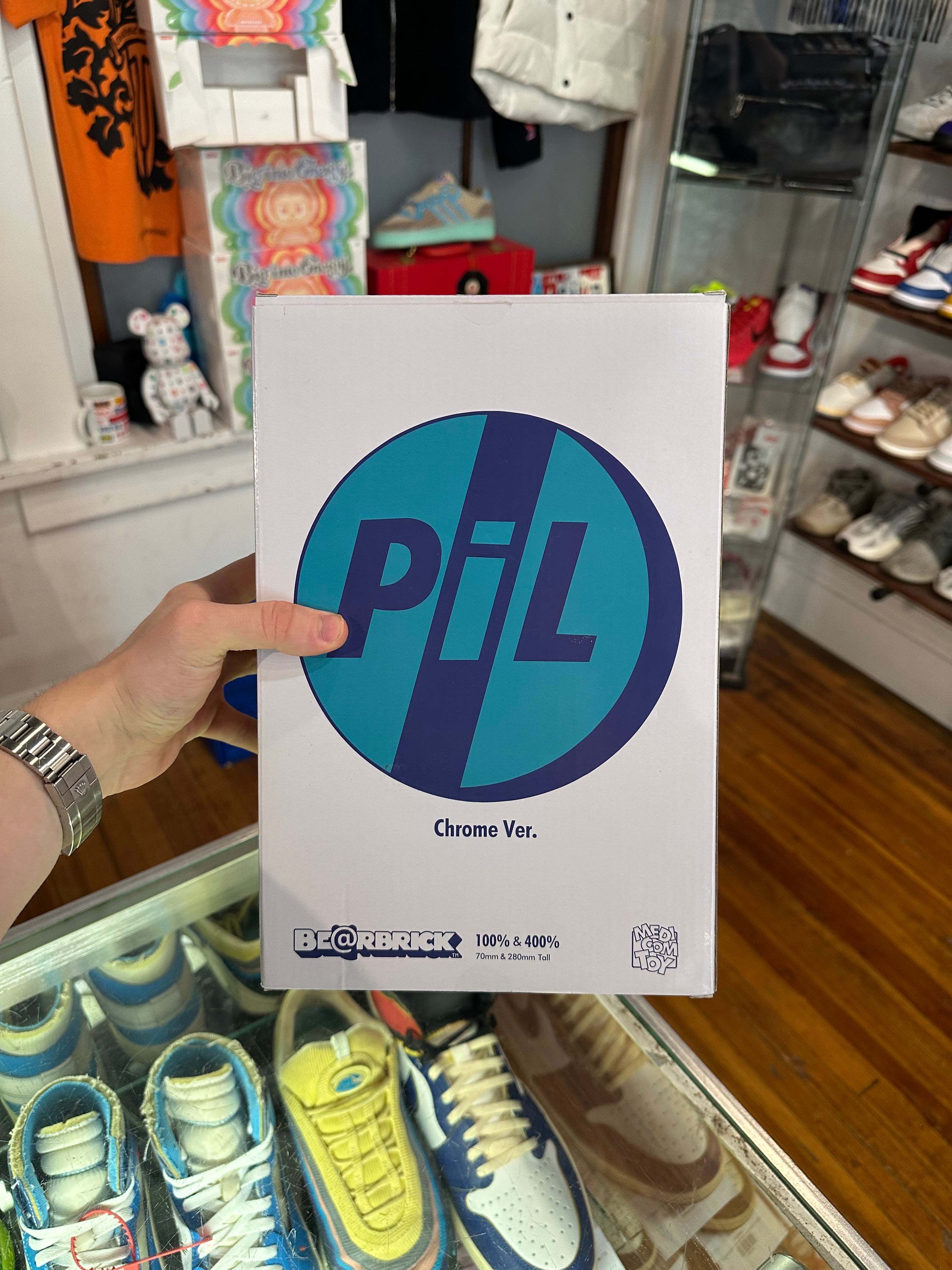 Bearbrick 400% & 100% “PIL”