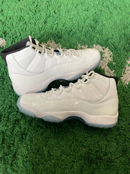 Jordan 11 “Legend Blue”