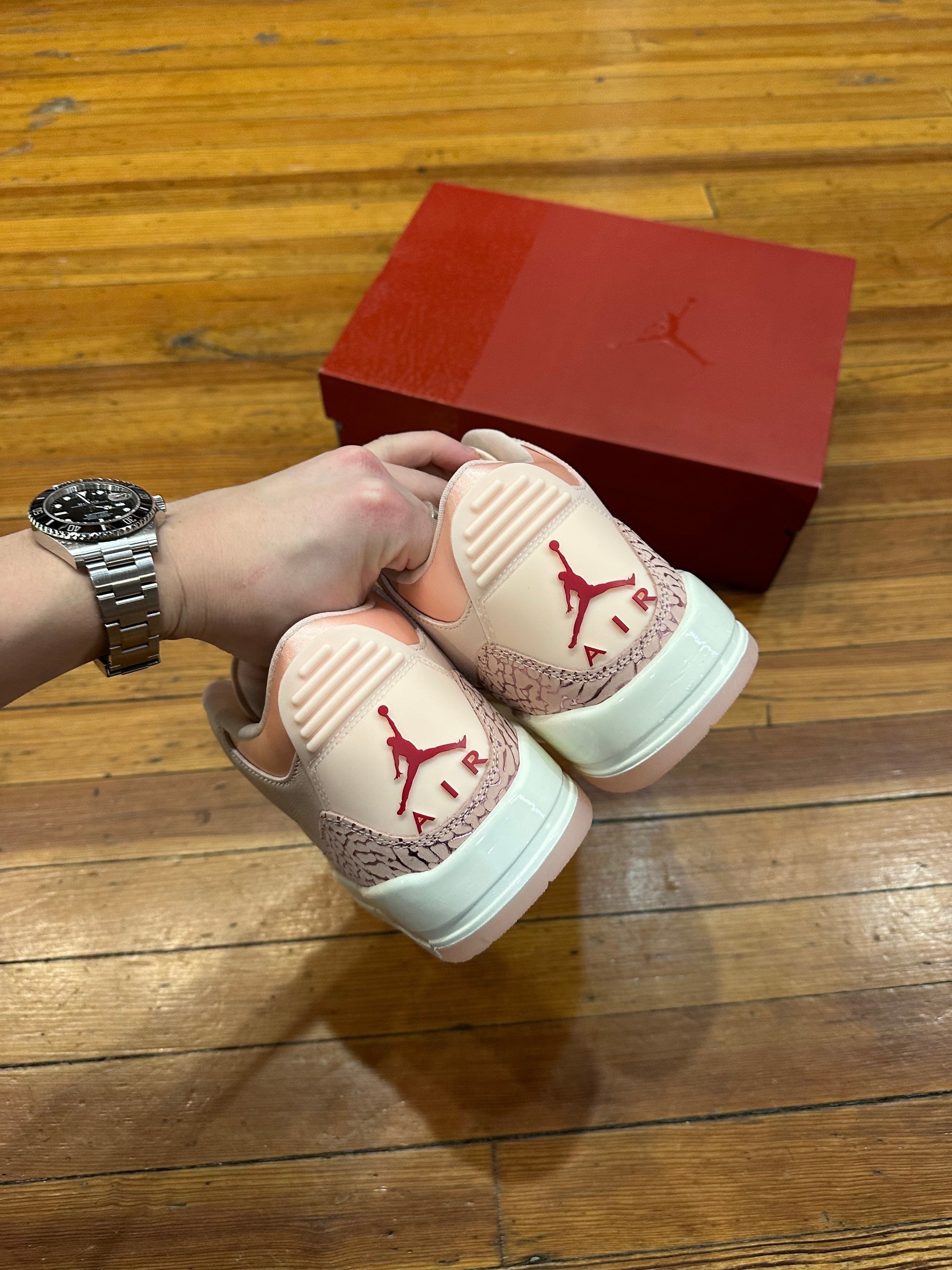 Jordan 3 “Valentine’s Day” Treat Yourself