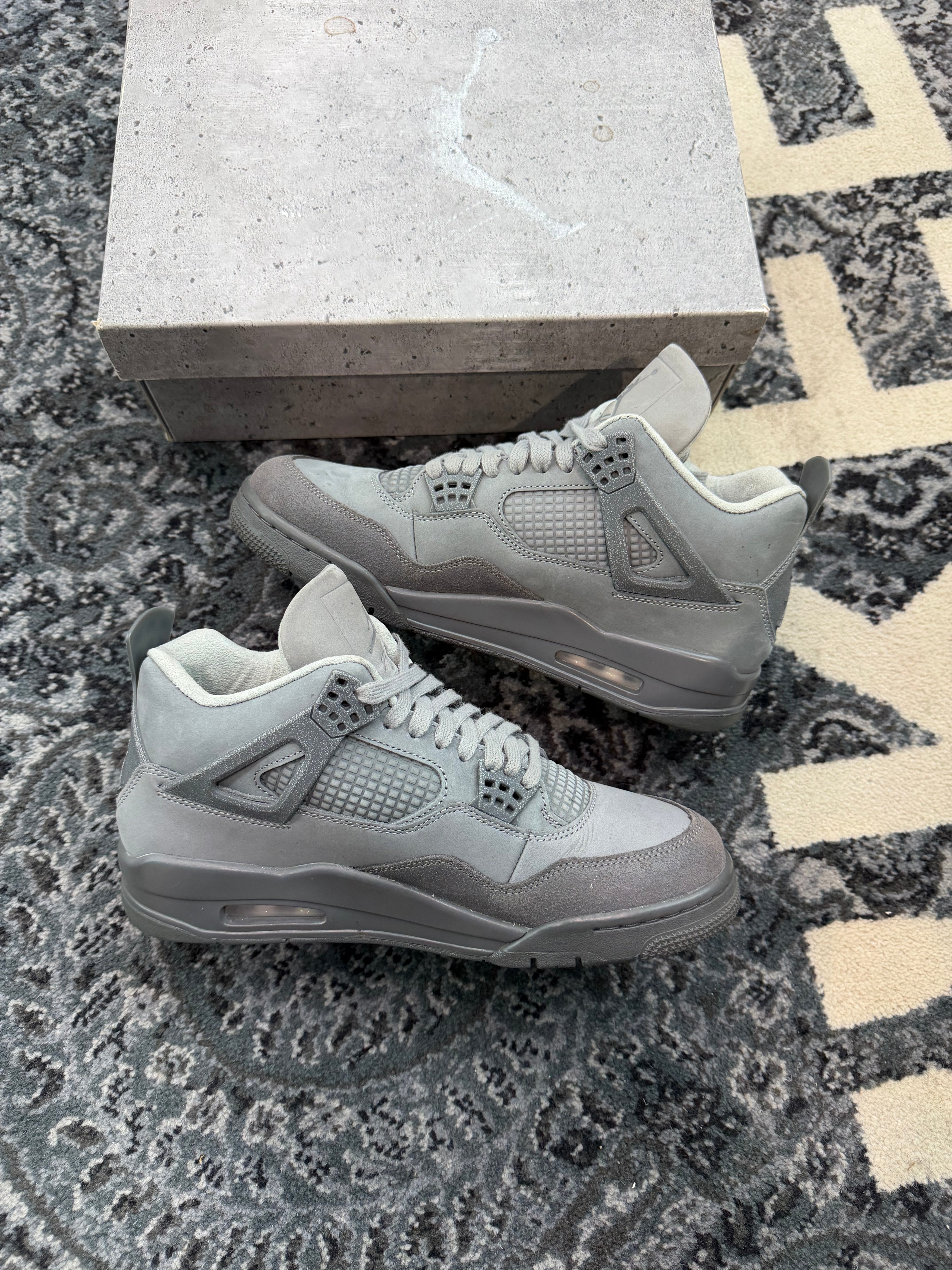 Jordan 4 “Wet Cement”