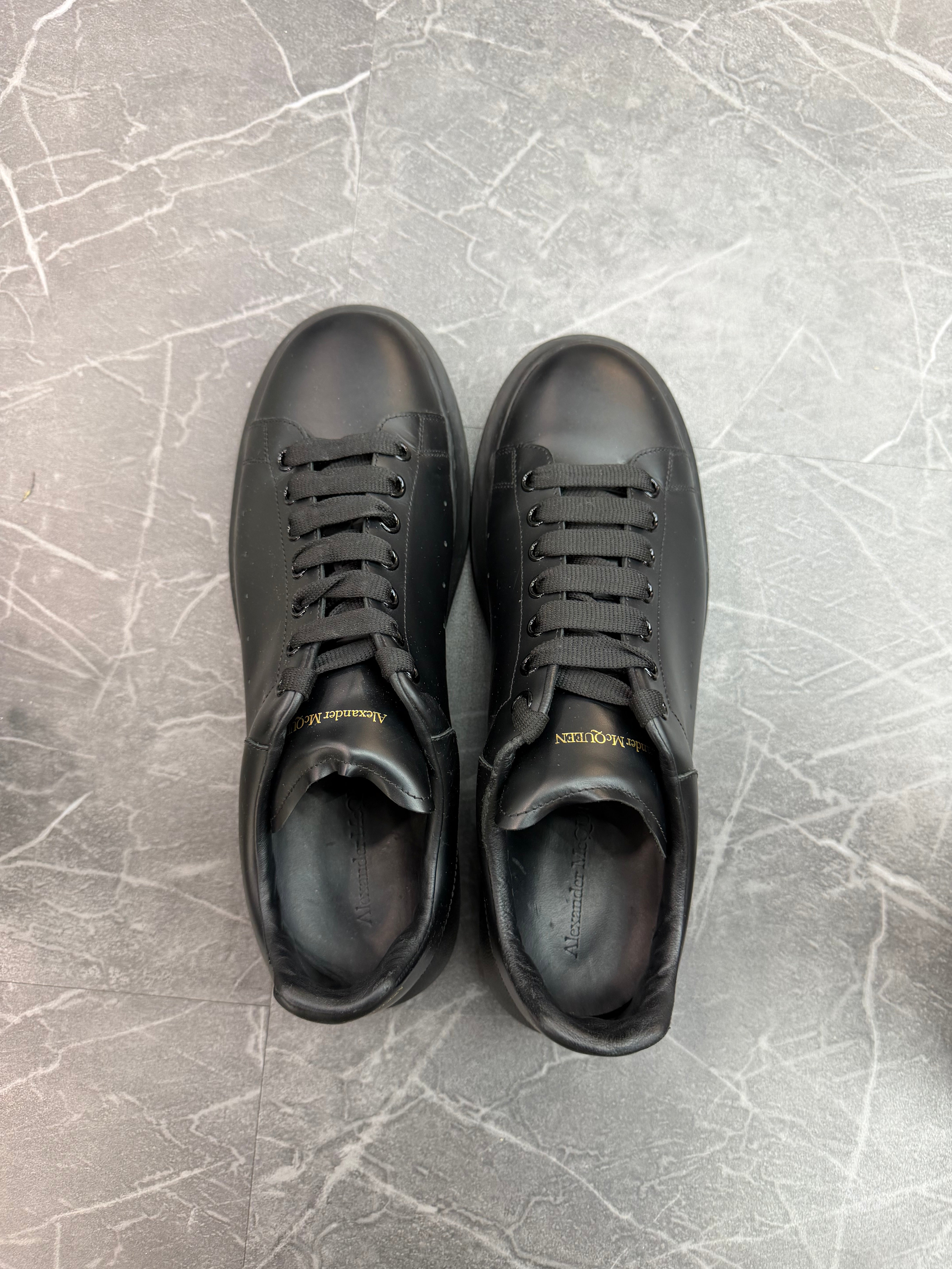Alexander Mcqueen Sneaker “All Black”
