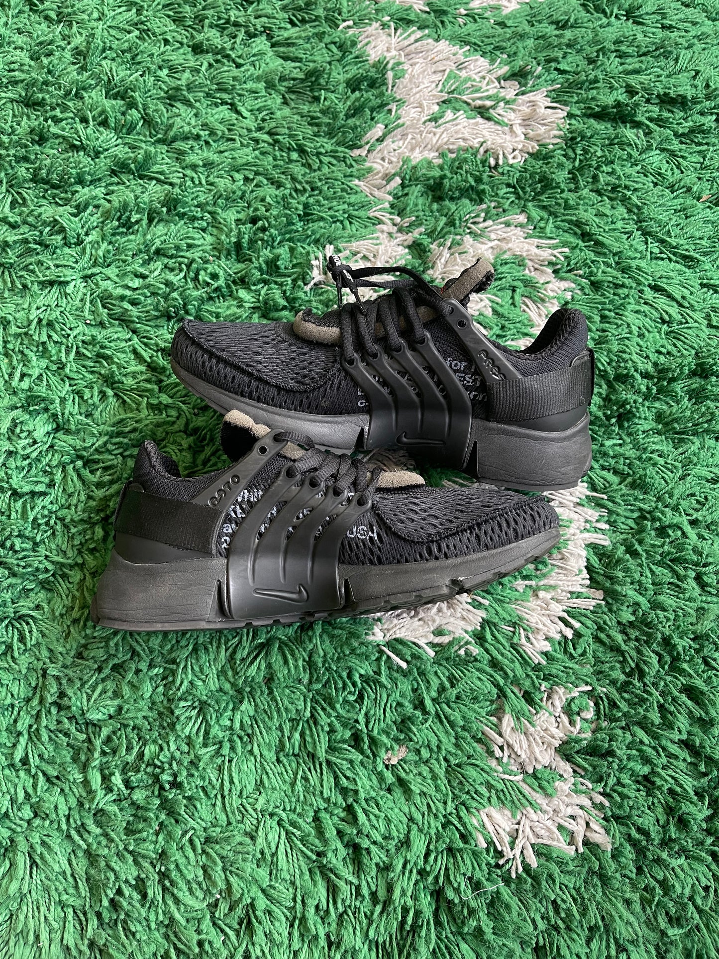 Off White x Nike Presto “Black”