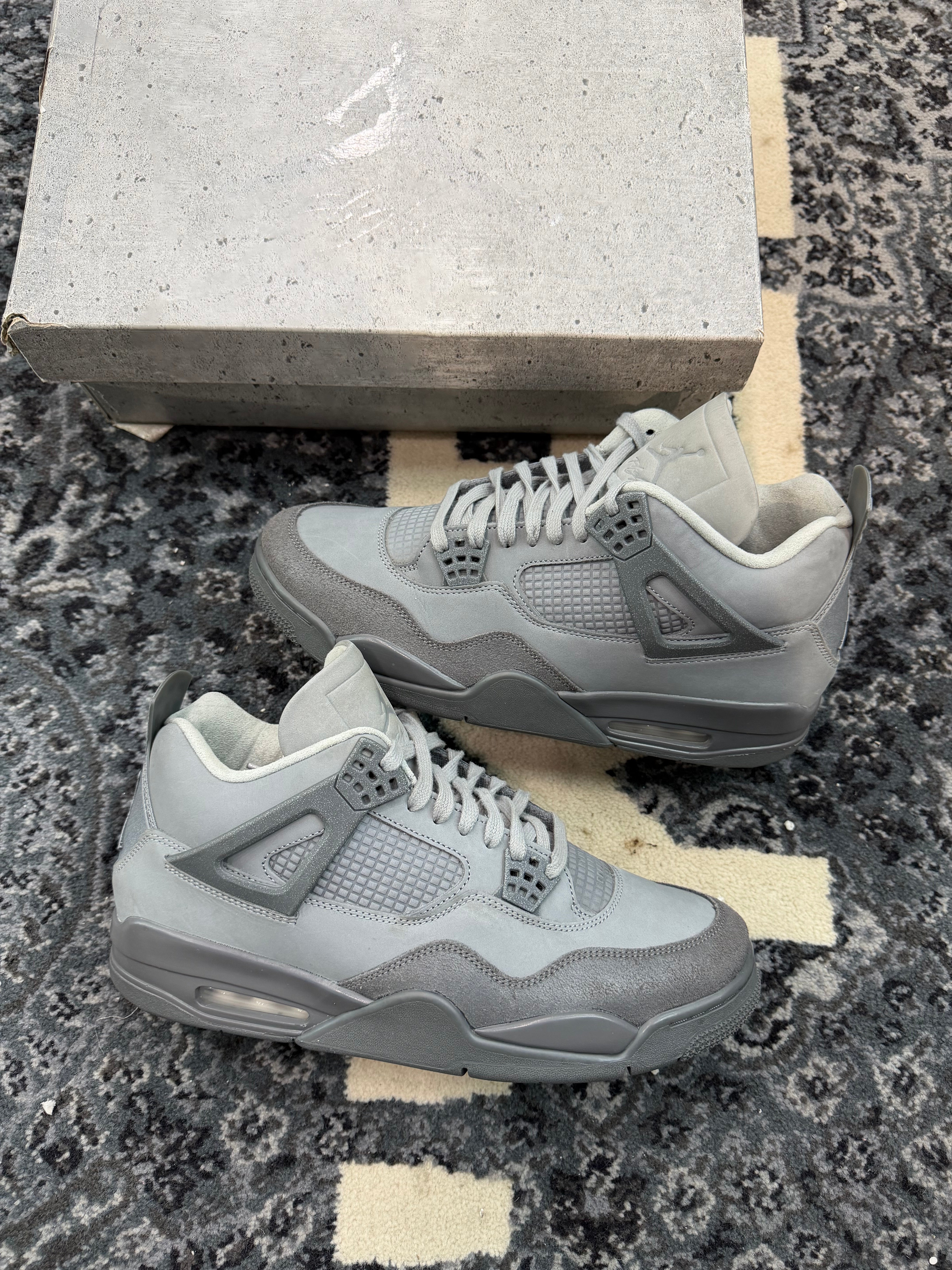 Jordan 4 “Wet Cement”