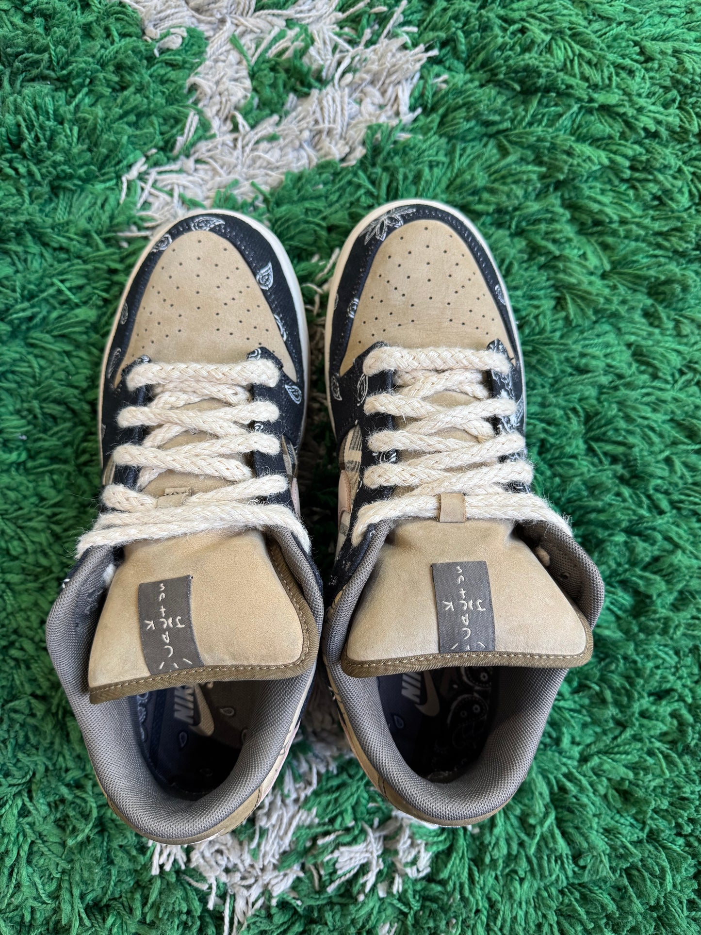Nike Dunk Low SB “Travis Scott”