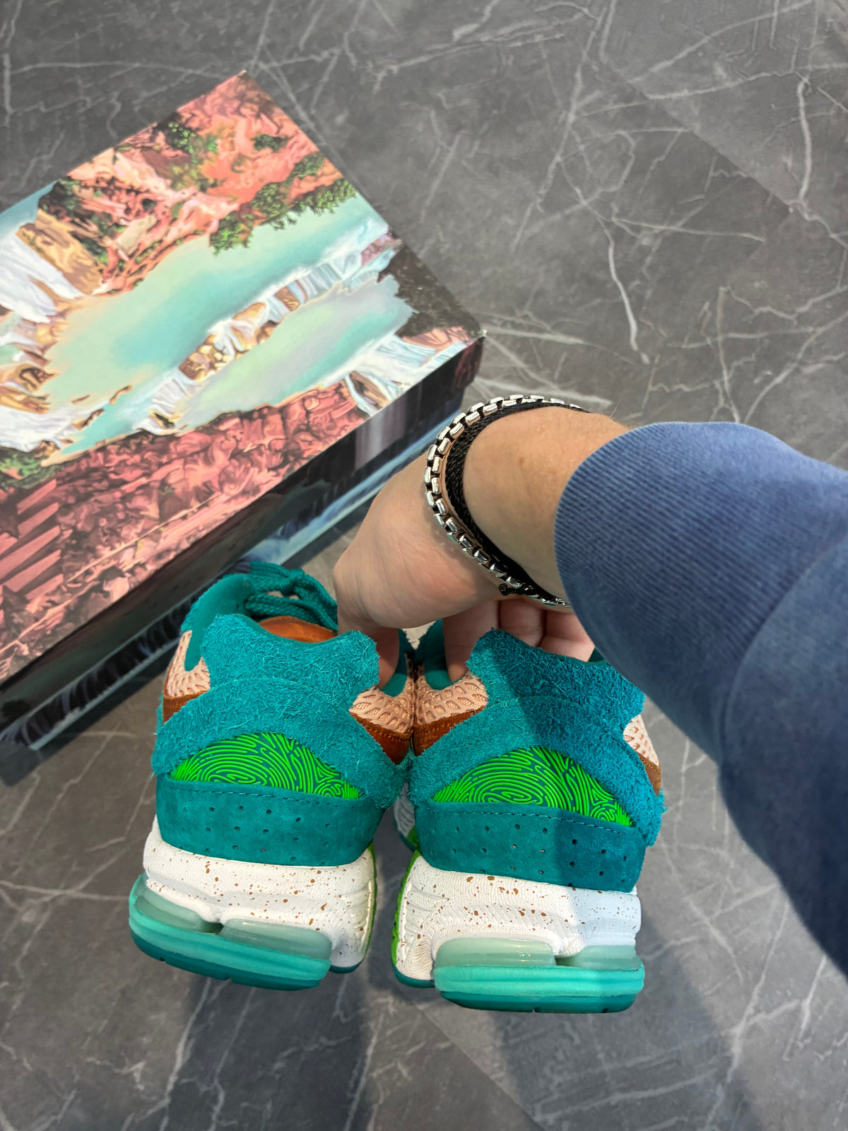 New Balance x Salehe Bembury 2002r “Water Be The Guide” (Size 8) (Lightly Worn) - Image 4