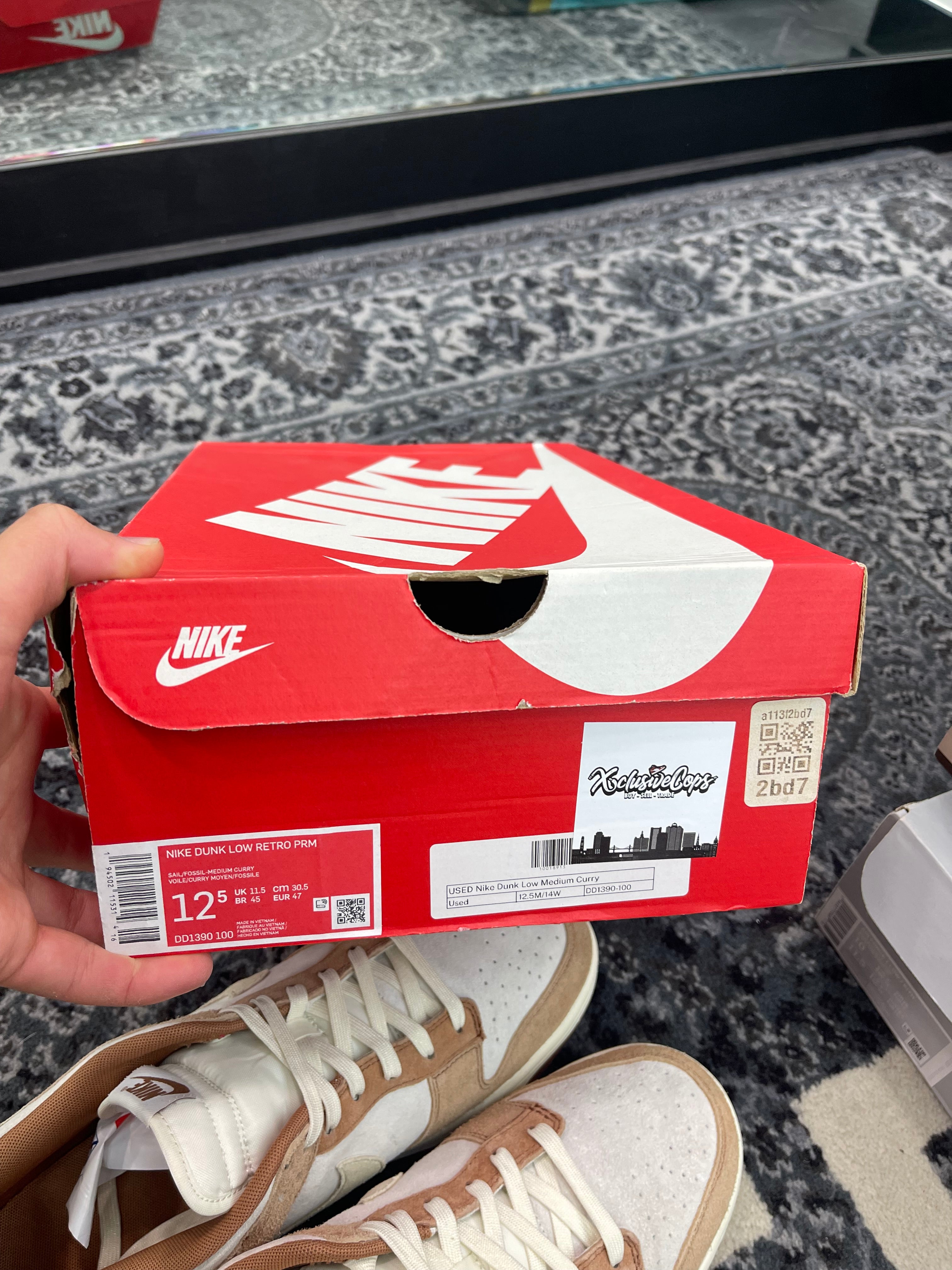 Nike Dunk Low “Medium Curry”